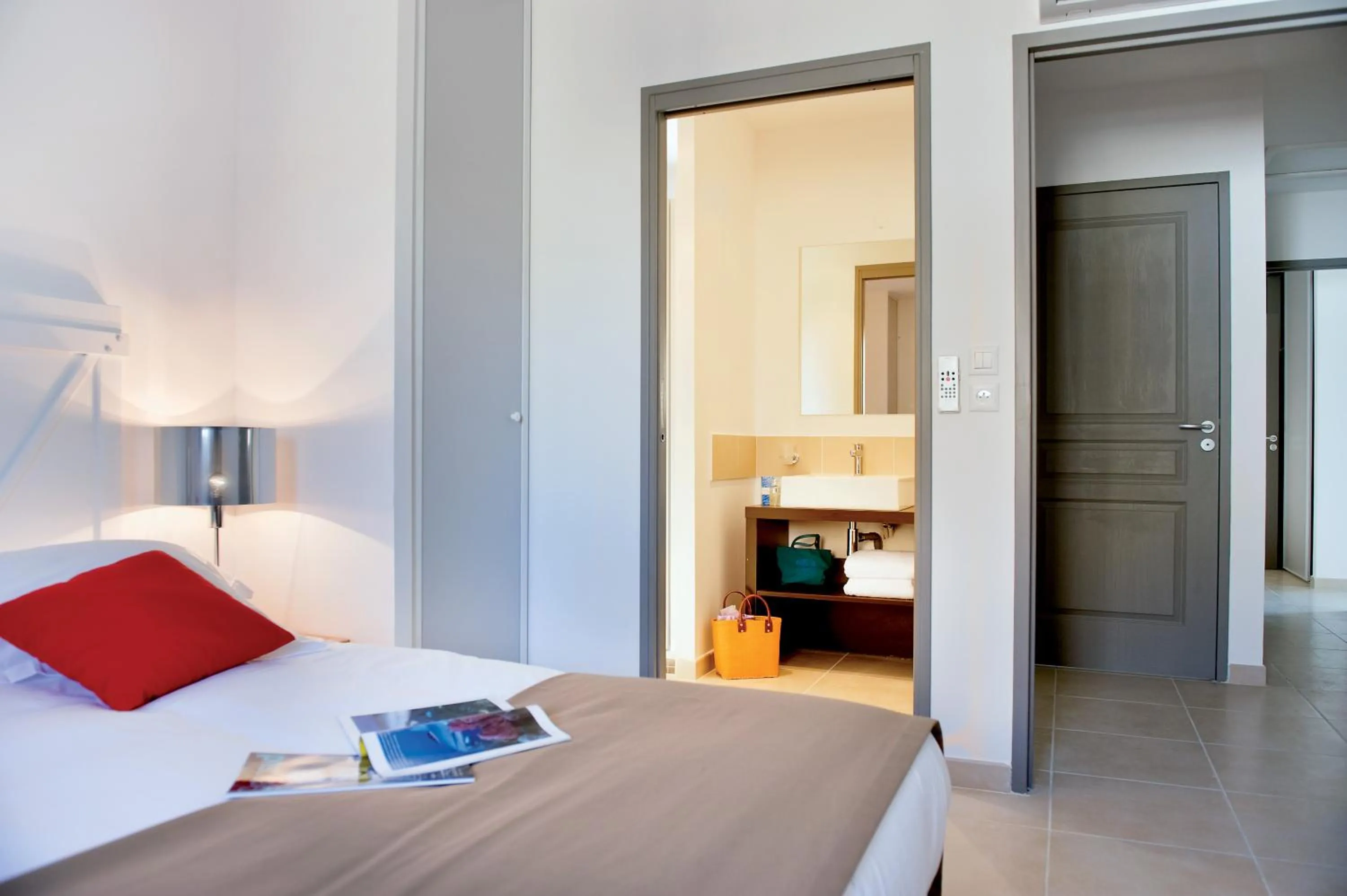 Bedroom, Bed in Lagrange Vacances - Le Clos Savornin