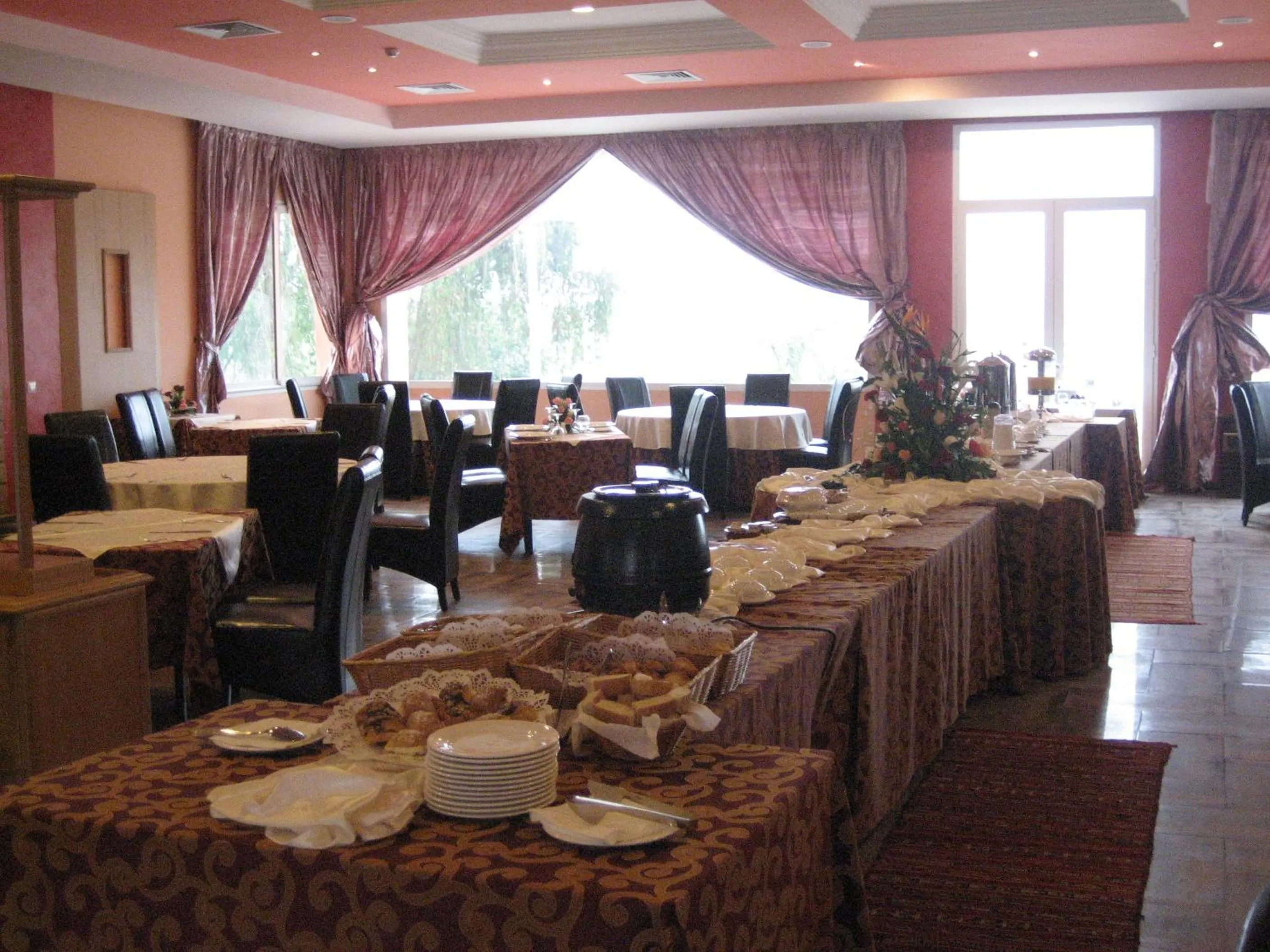 Restaurant/places to eat in Hotel Dar Eddaya