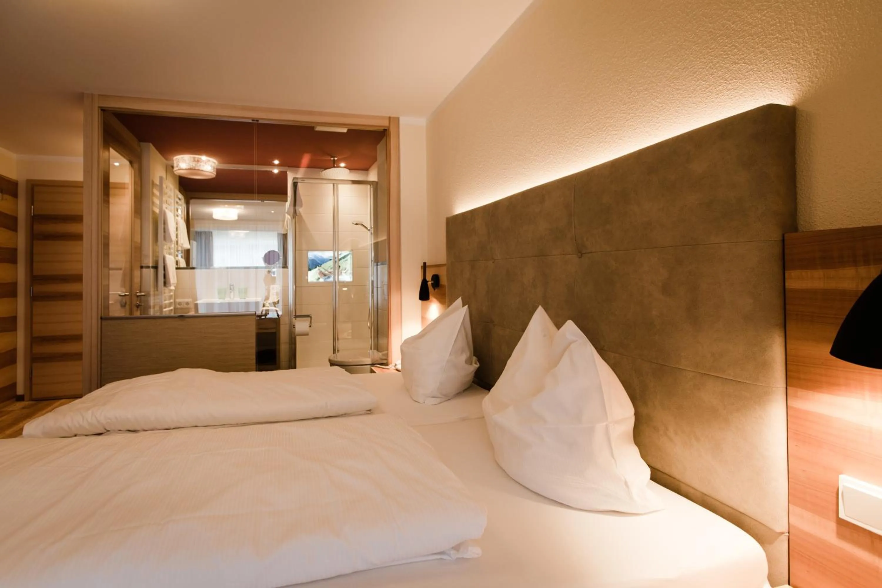 Bed in Aparthotel Dorfplatzl Garni Apartments & B&B