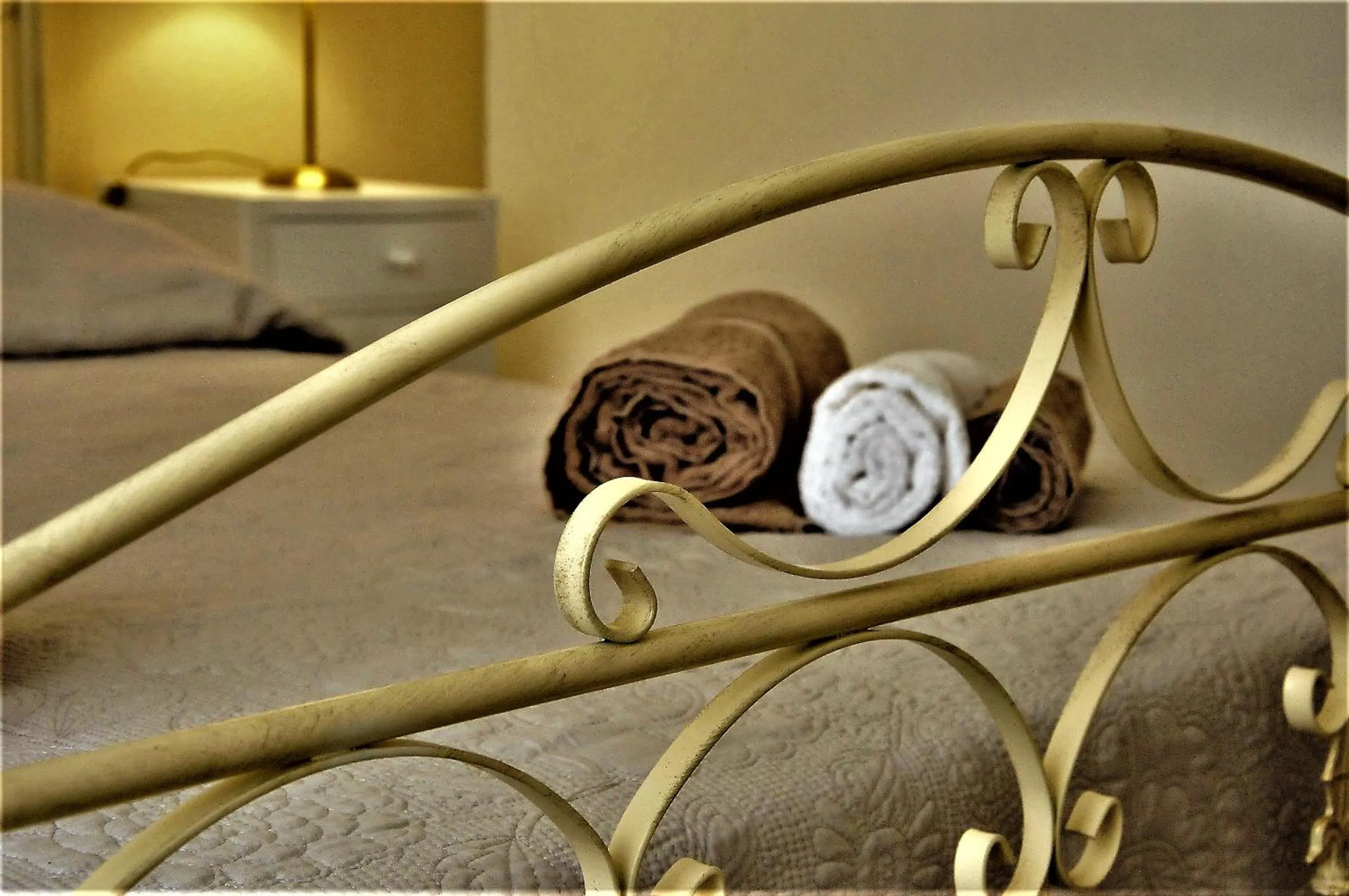 Decorative detail, Bed in Casa Baldassarre