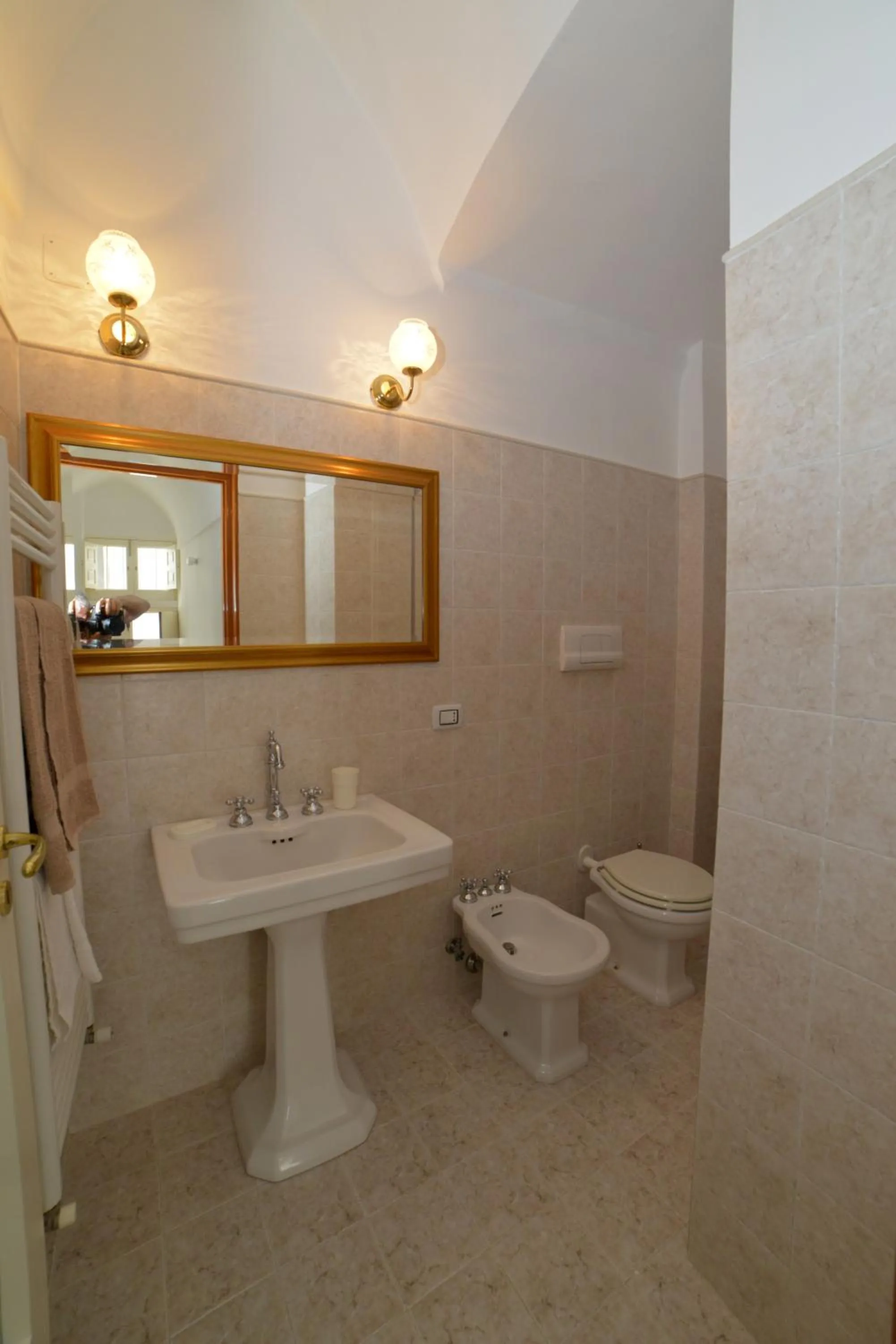 Shower in Casa Baldassarre