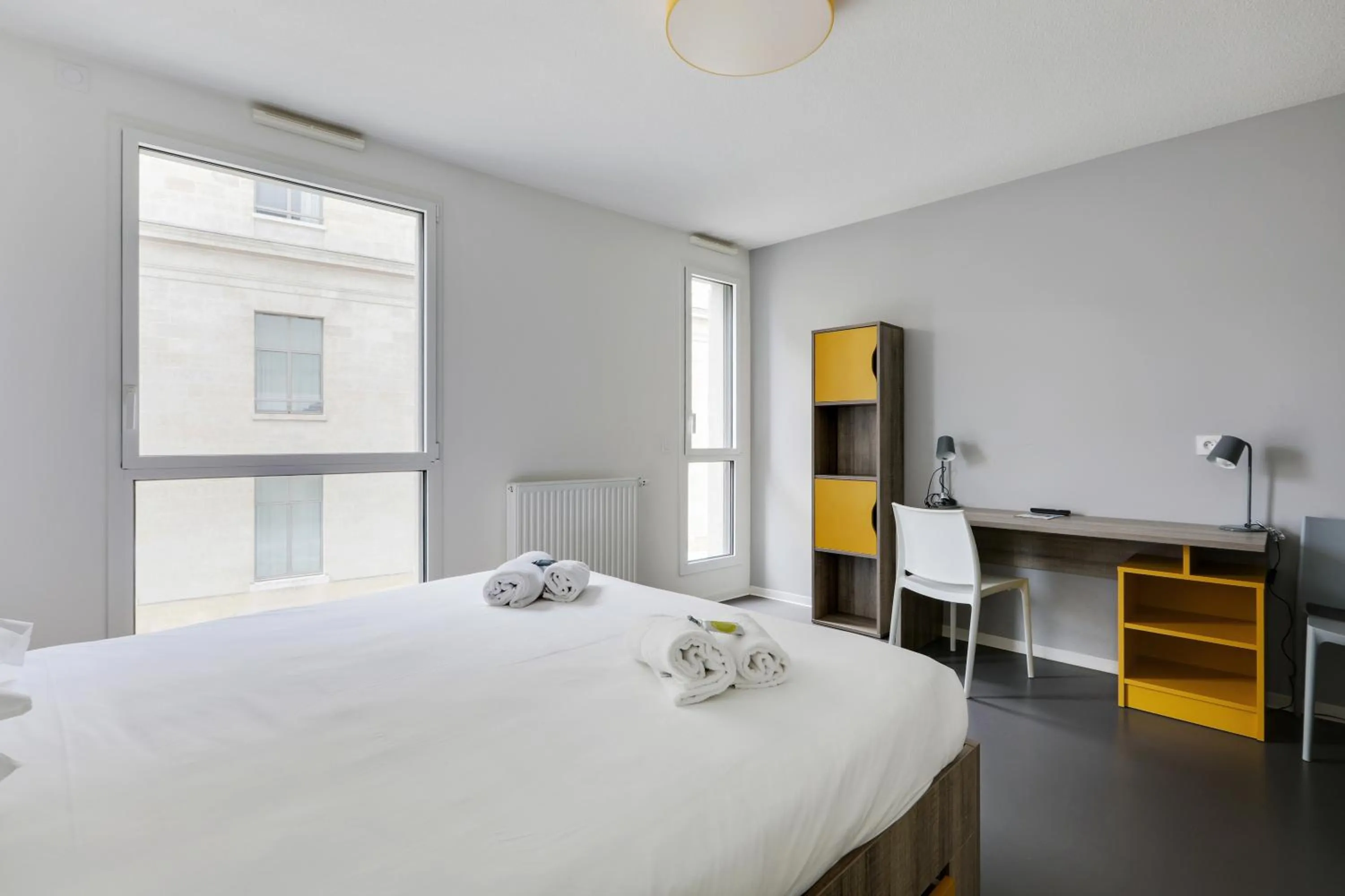 Photo of the whole room, Bed in All Suites Appart Hôtel - Bordeaux Centre Gare