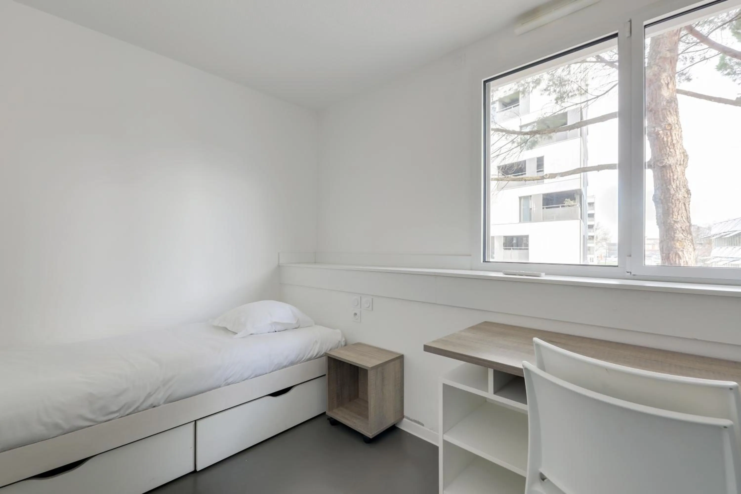 Bed in All Suites Appart Hôtel - Bordeaux Centre Gare