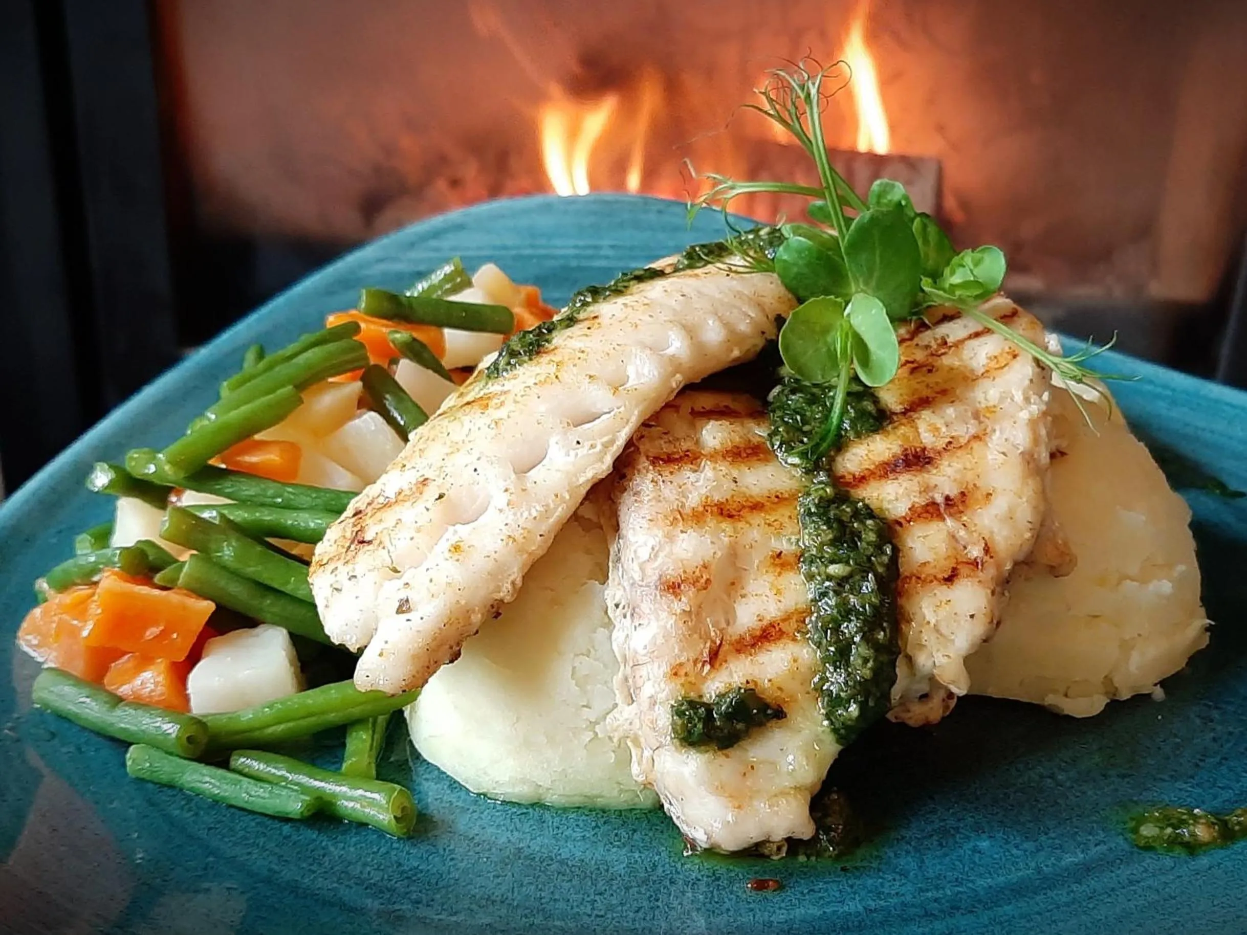 Food in The 'Rafter's Gastropub