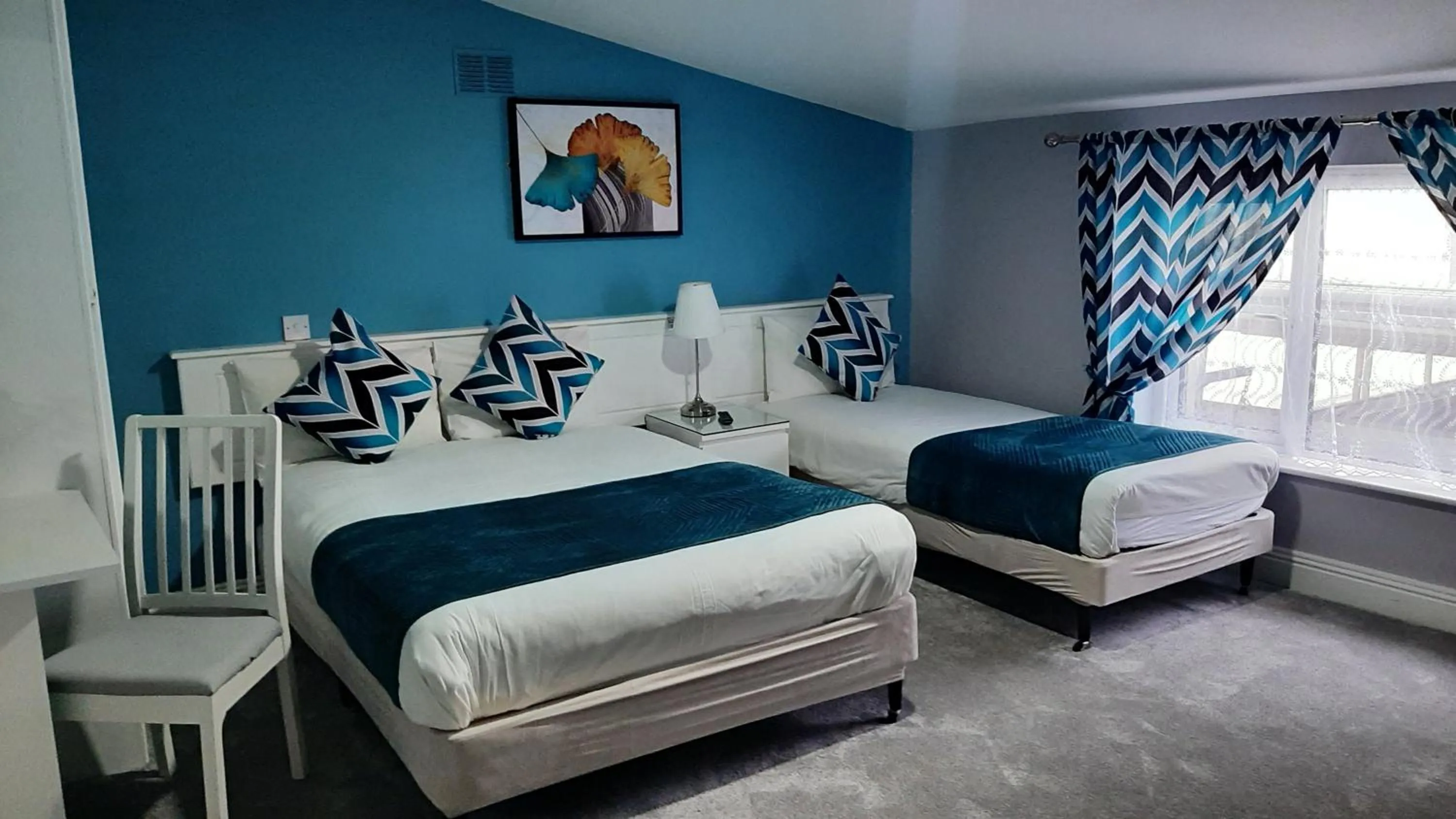 Bedroom, Bed in The 'Rafter's Gastropub