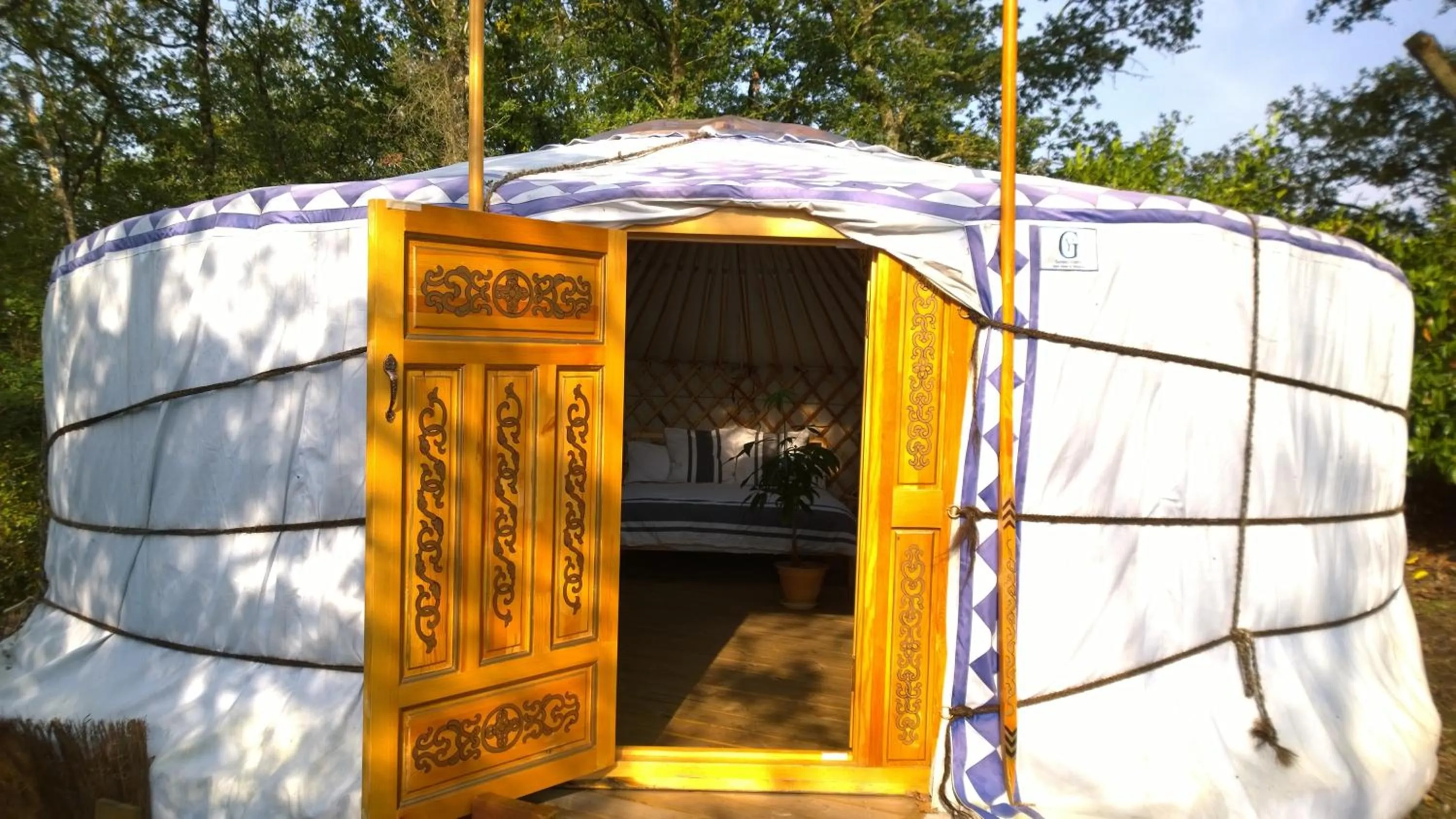 Photo of the whole room in Maison d'hôtes Les Beaux Chenes