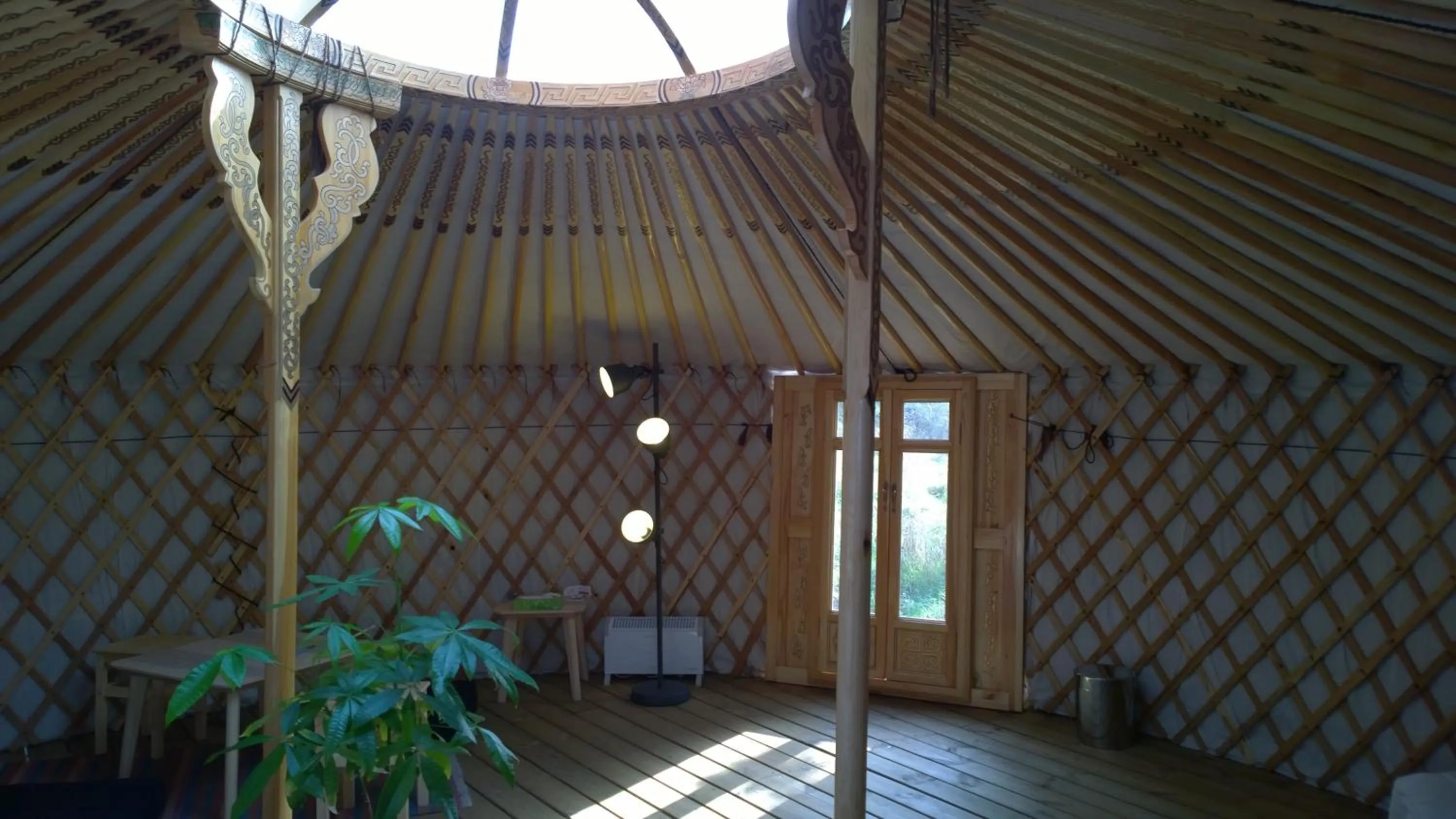 Photo of the whole room in Maison d'hôtes Les Beaux Chenes