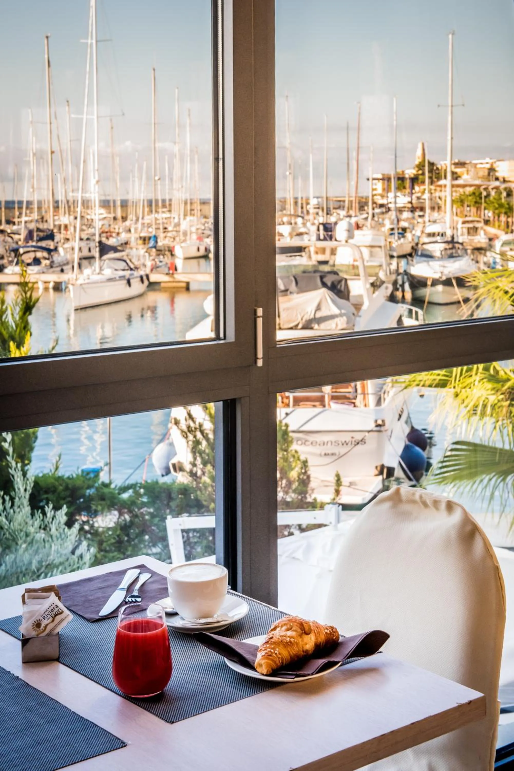 Restaurant/places to eat in Hotel Riviera dei Fiori