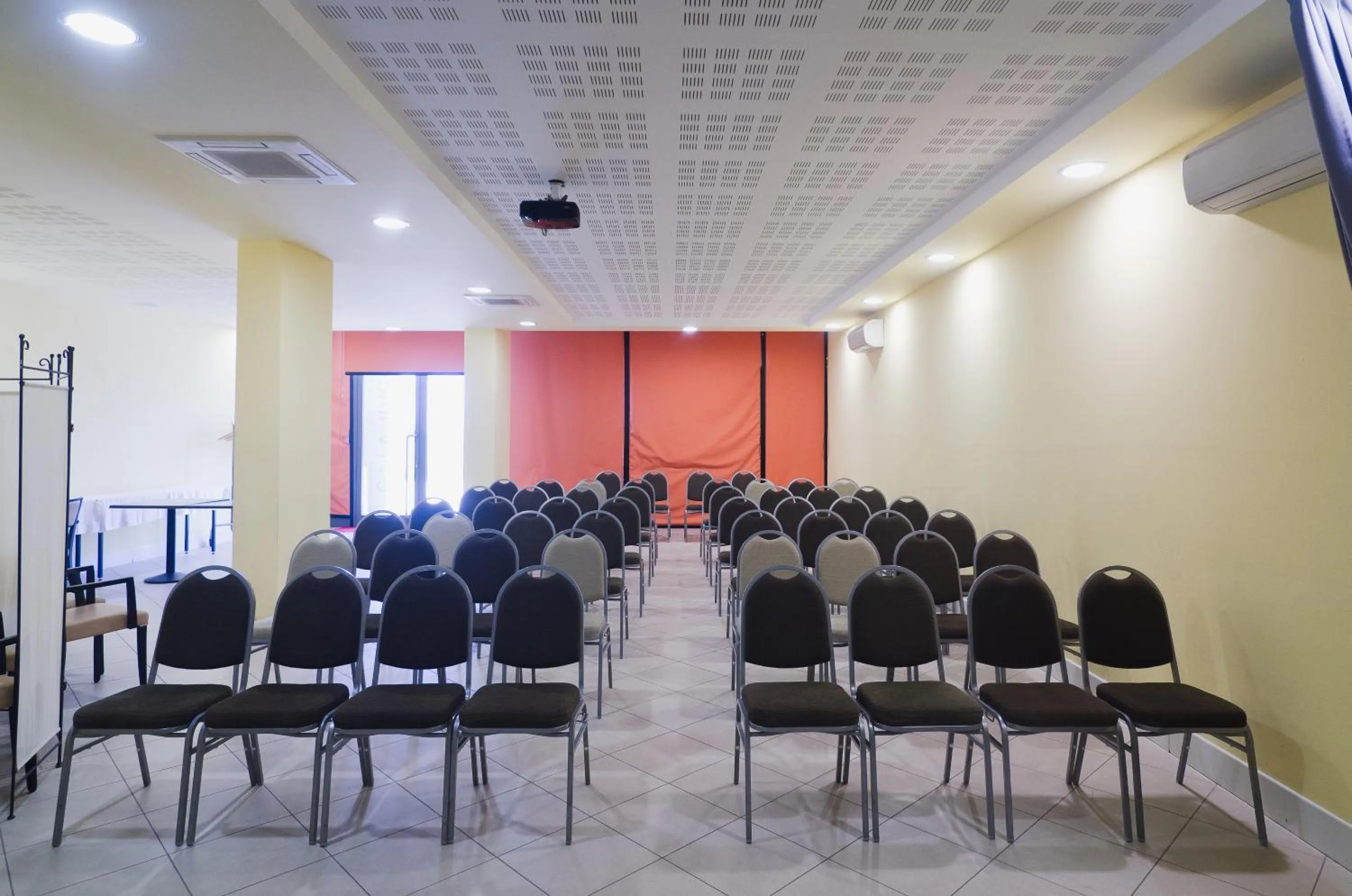 Business facilities in Hotel Riviera dei Fiori