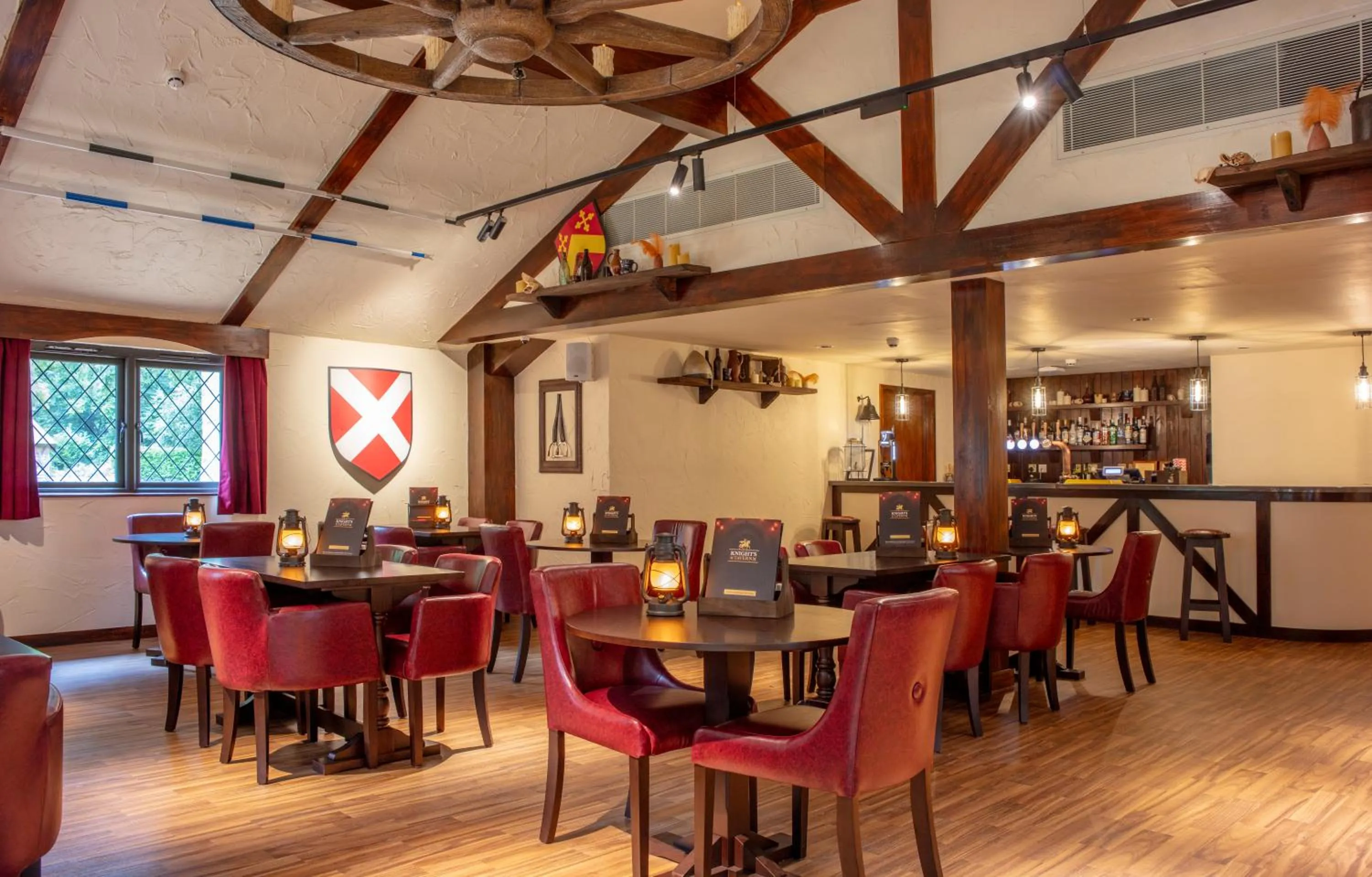 Lounge or bar in Warwick Castle Hotel & Knight's Village