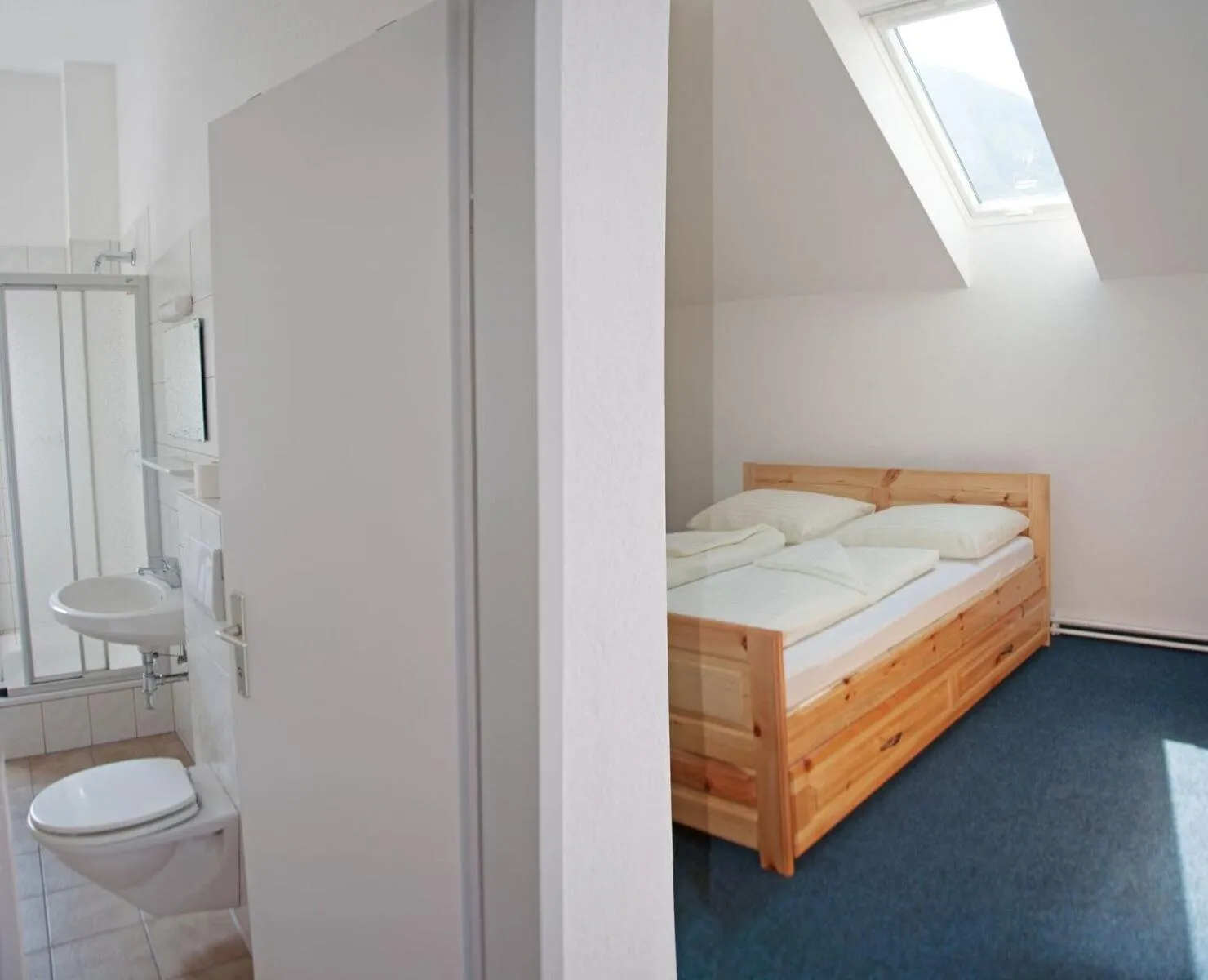 Double Room with Private Bathroom - single occupancy in Gasthaus Pension Goldeck