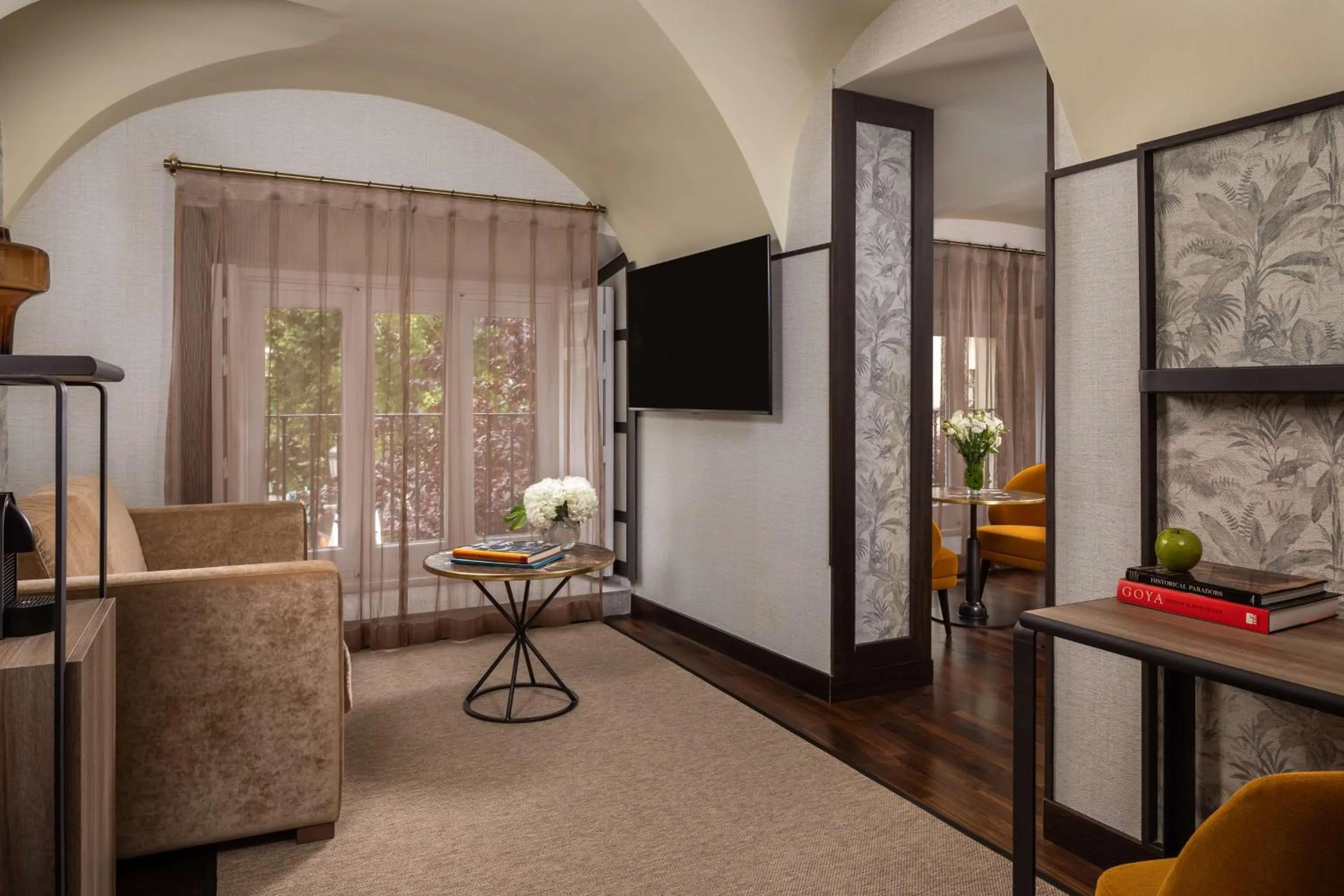 Photo of the whole room in NH Collection Madrid Palacio de Tepa