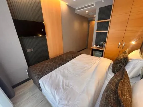 Heya Hotel