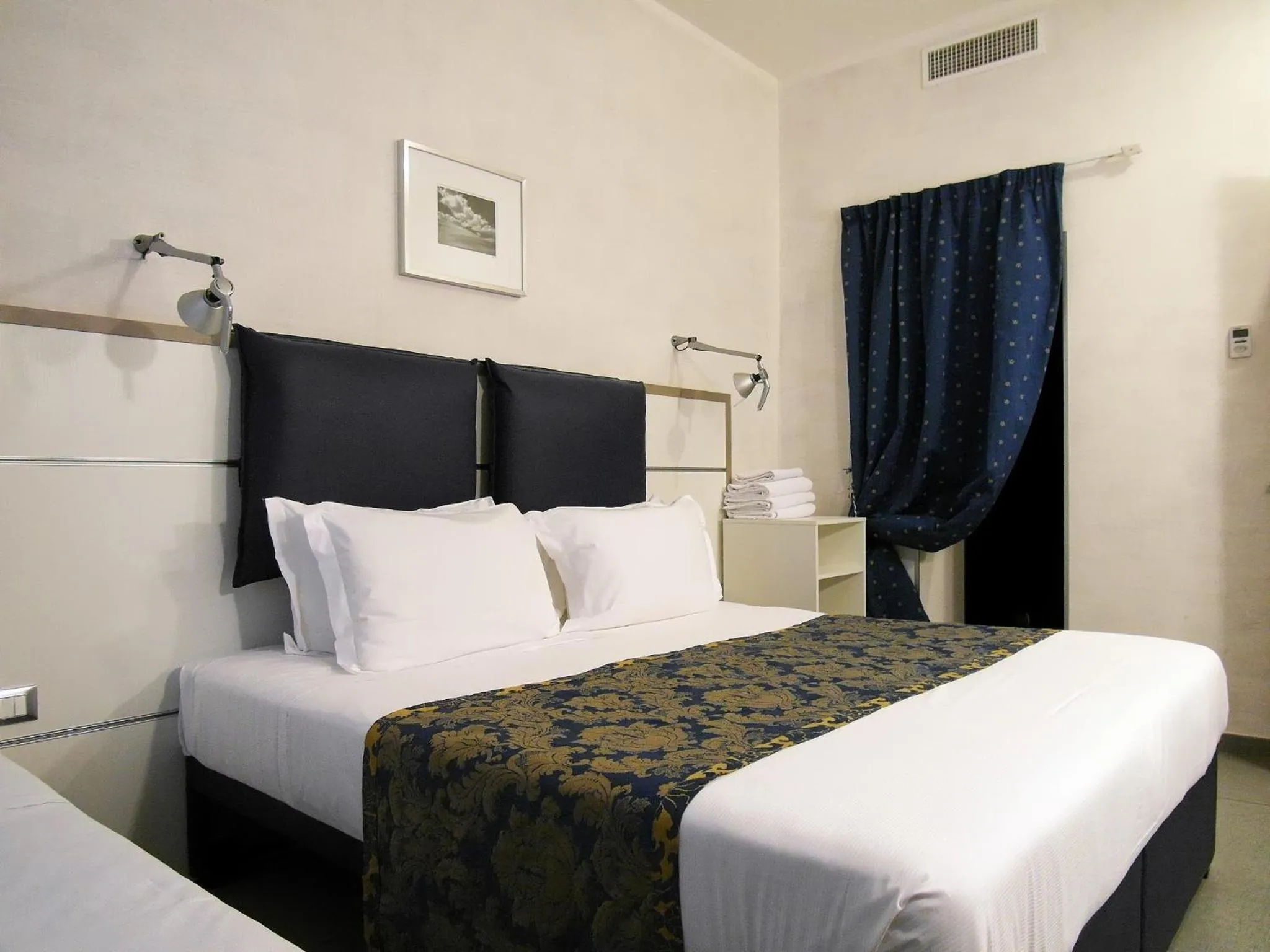 Bed in Hotel California