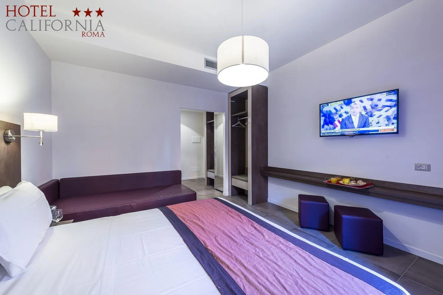 Bed in Hotel California