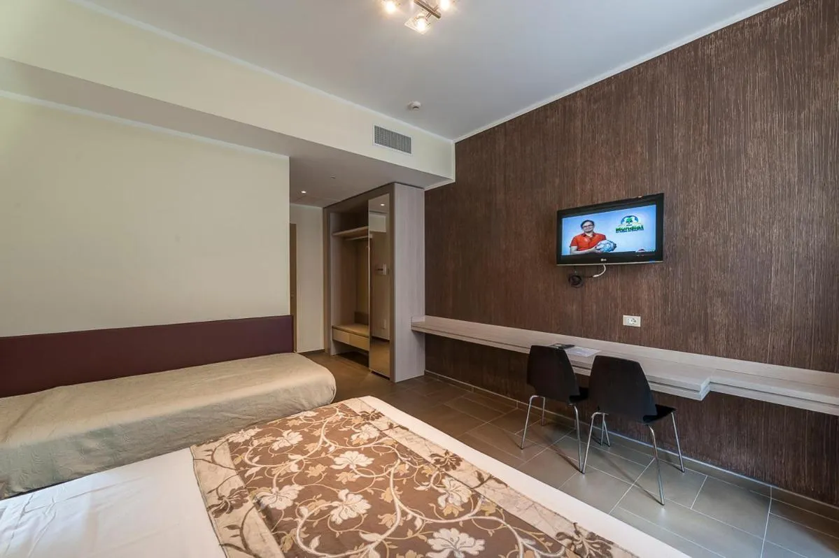 Bed in Hotel California