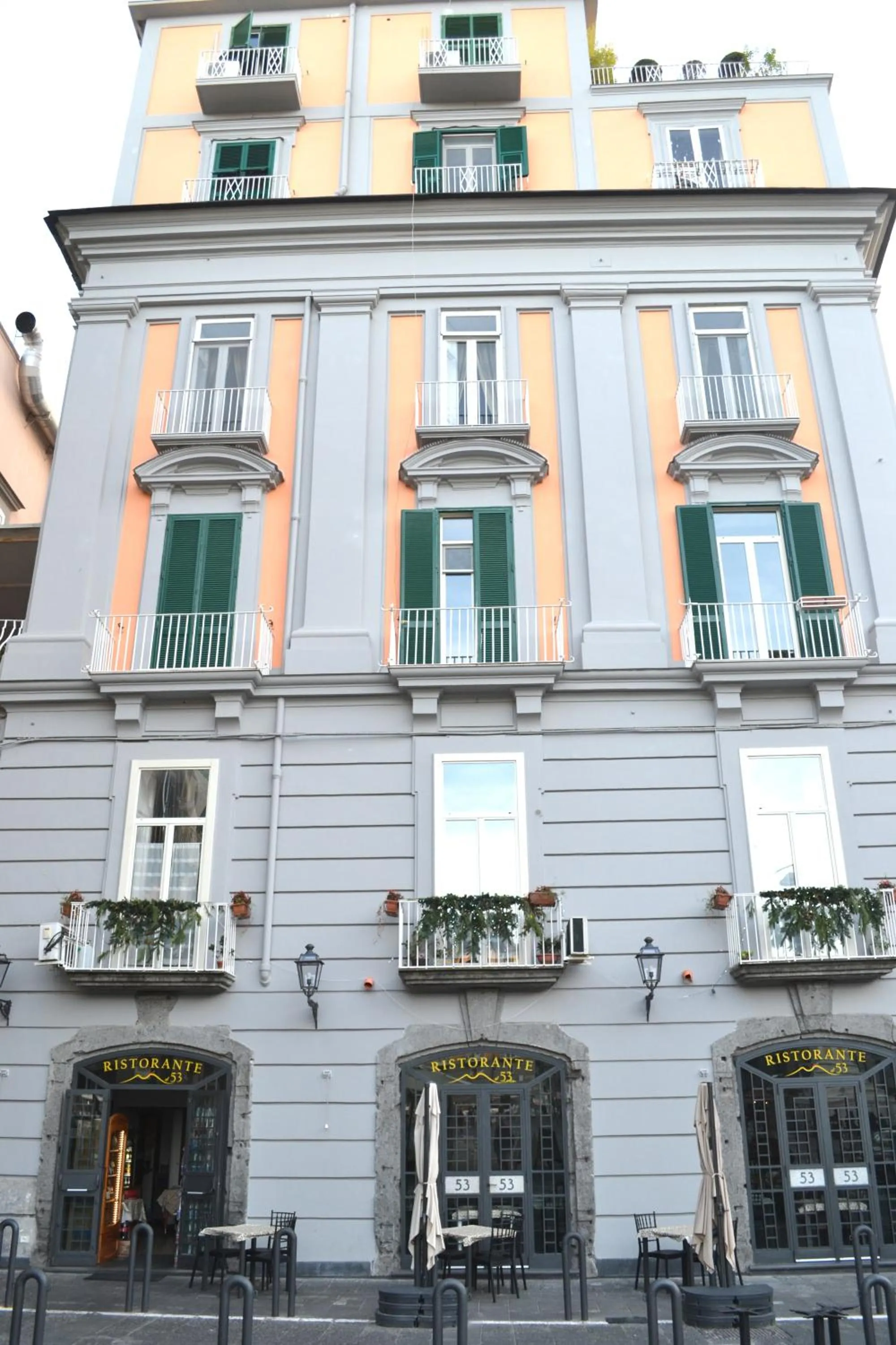 Property building in Il Viaggio di Dante Historical Center