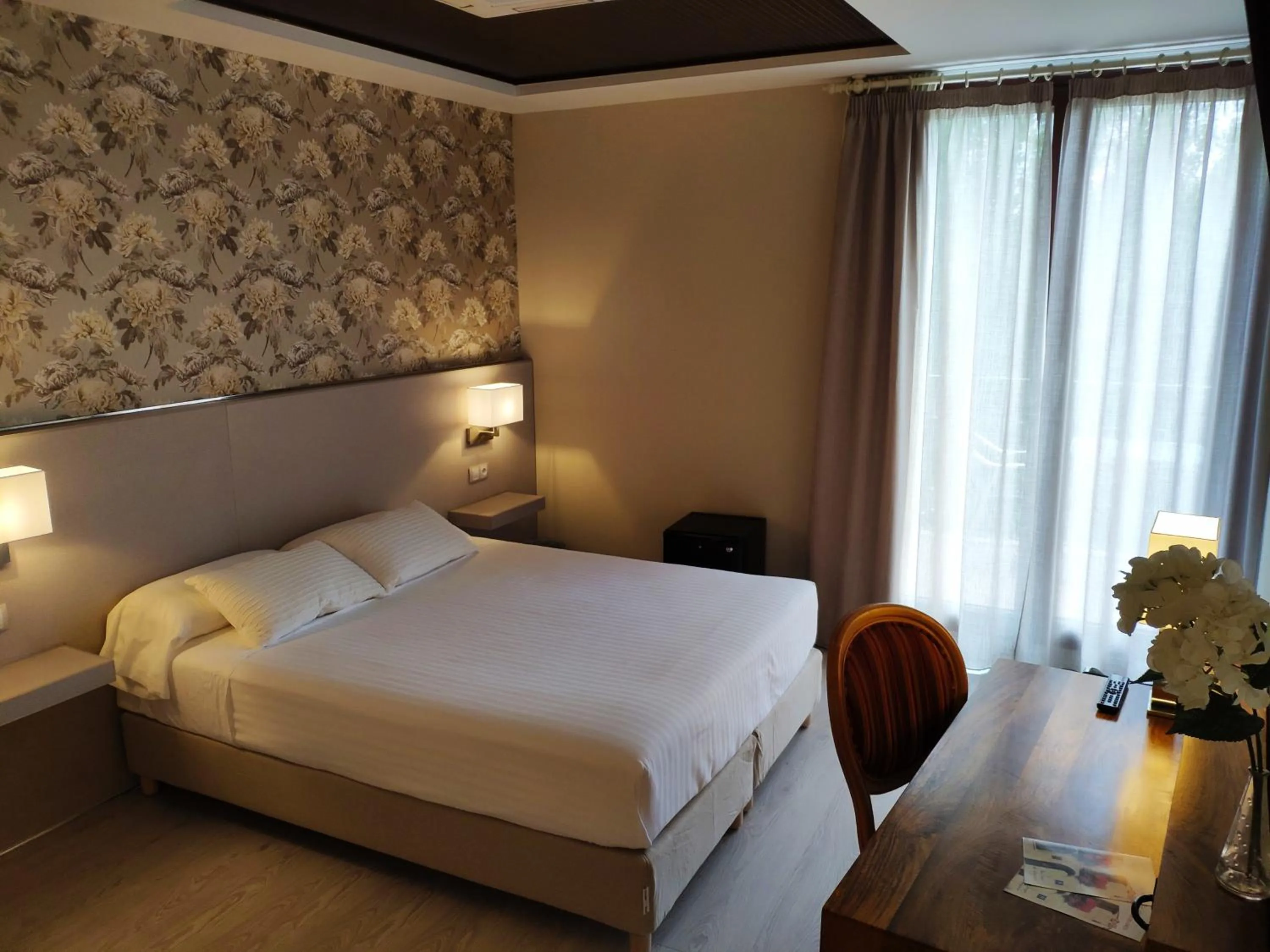 Bed in Hotel Puerta del Arco