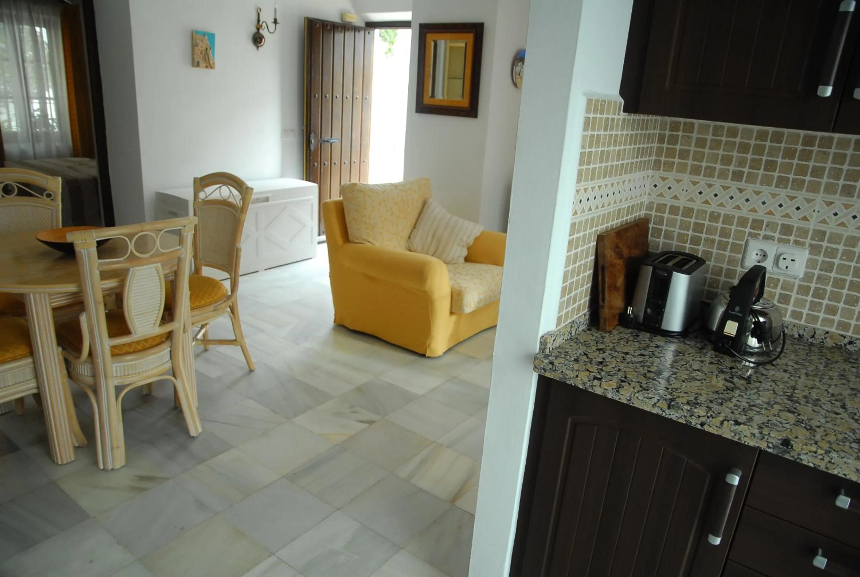 Communal lounge/ TV room in Mijas Pueblo Apartment