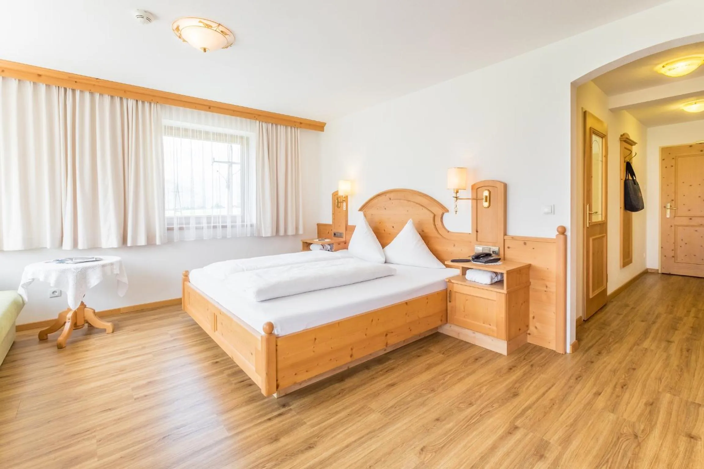 Bedroom, Bed in Hotel Riedl im Zillertal