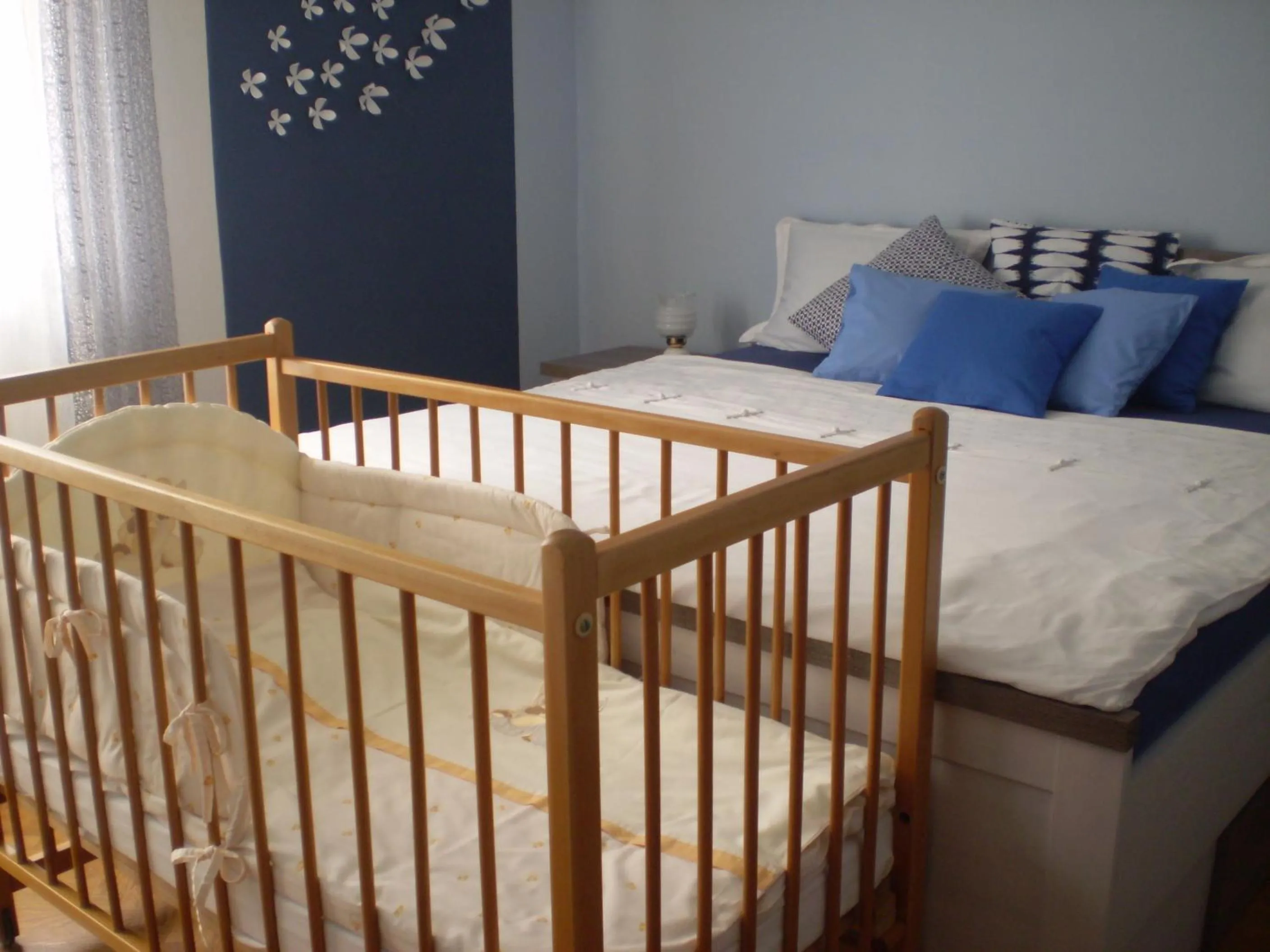 cot, Bed in apartman pro 4 osoby