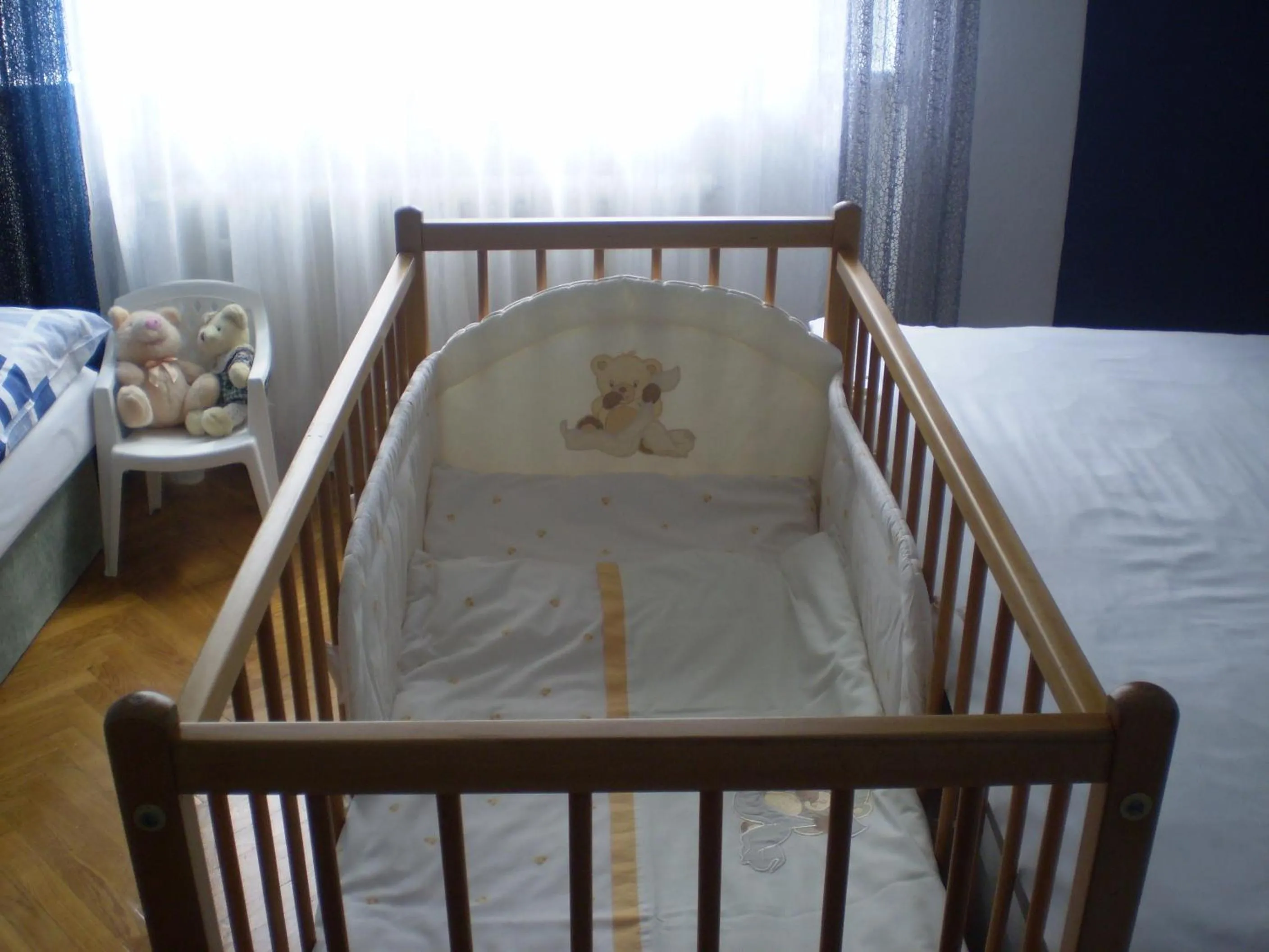 cot, Bed in apartman pro 4 osoby