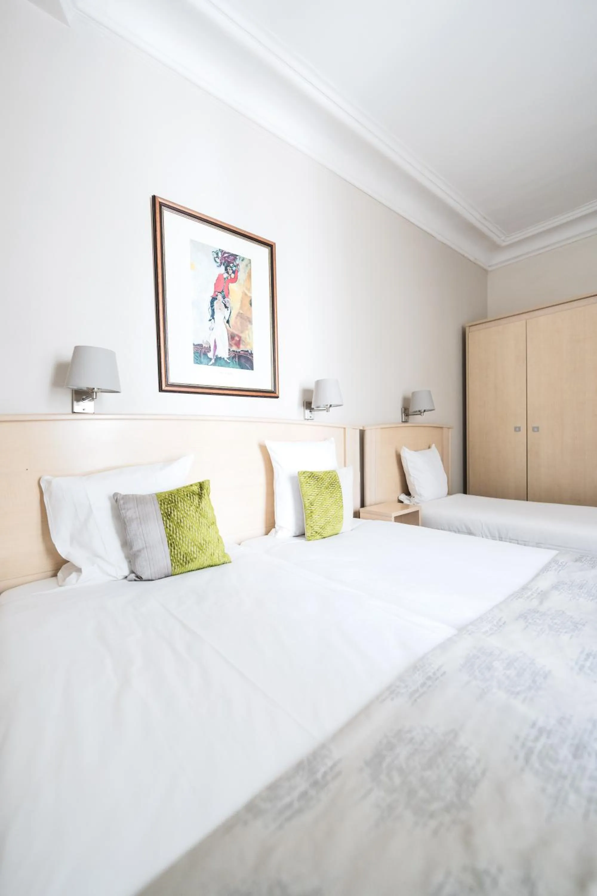 Bed in Hotel Corona -Rodier-