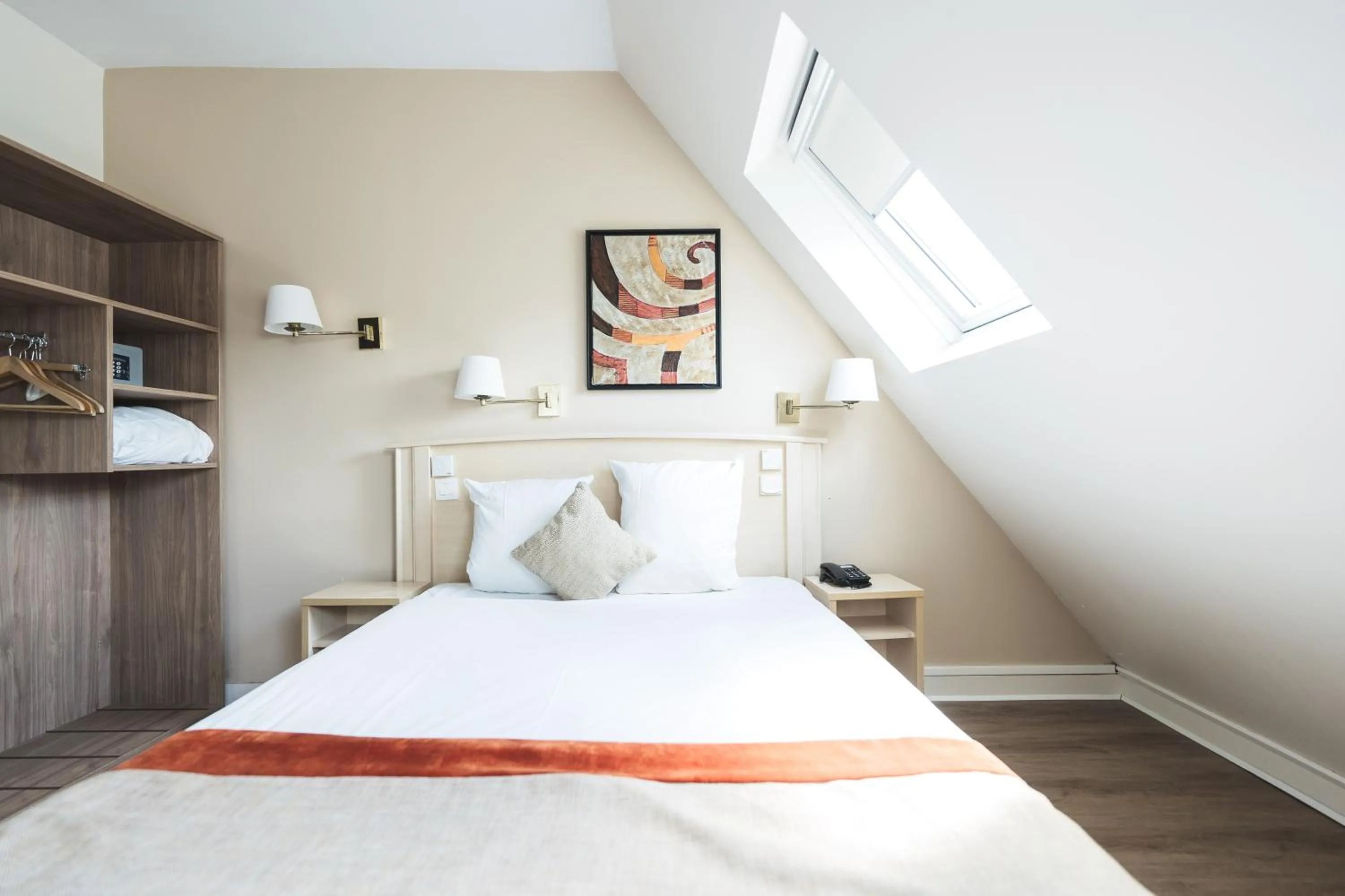 Bed in Hotel Corona -Rodier-