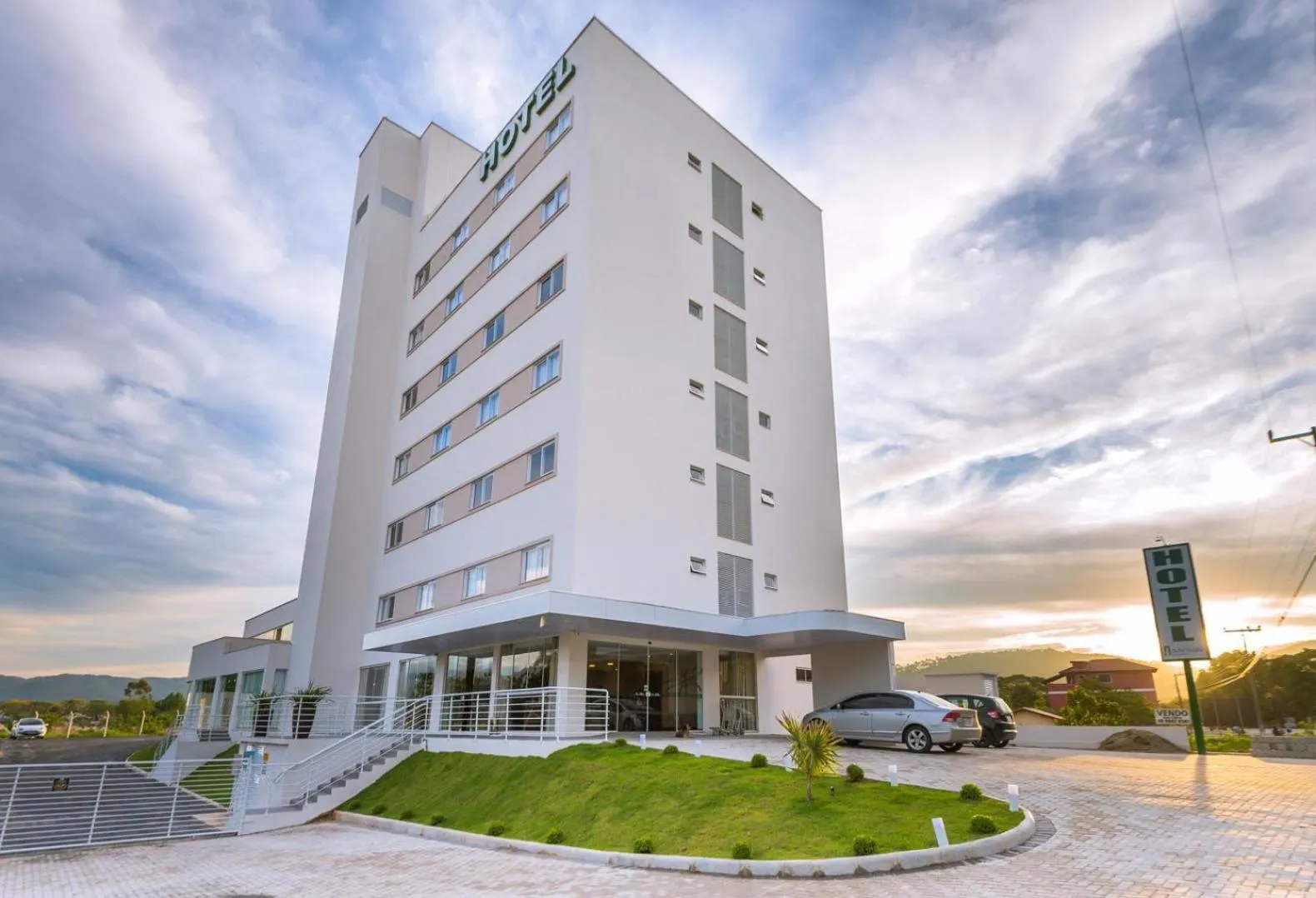 Property building in Tri Hotel São João Batista