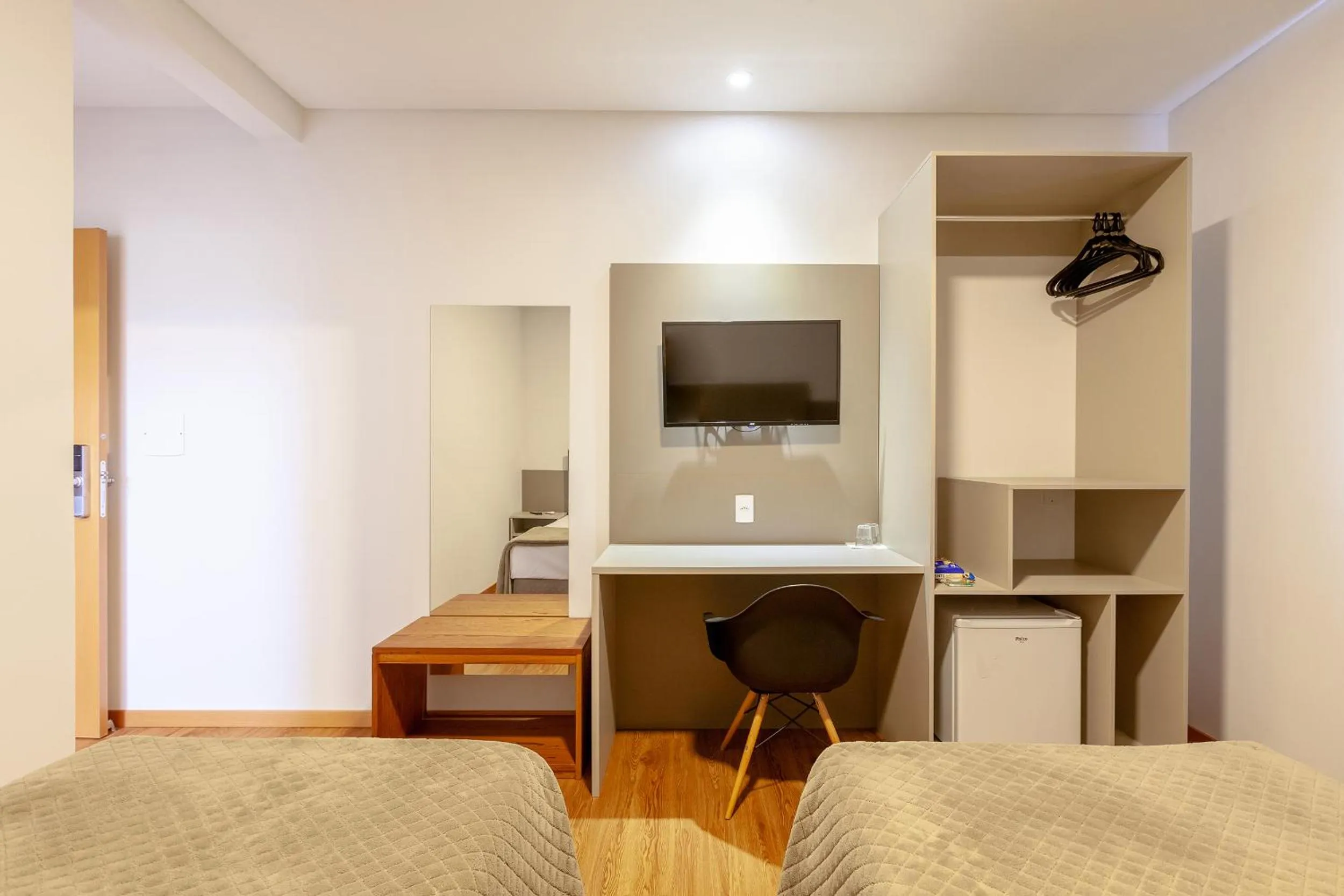 TV and multimedia, Bed in Tri Hotel São João Batista