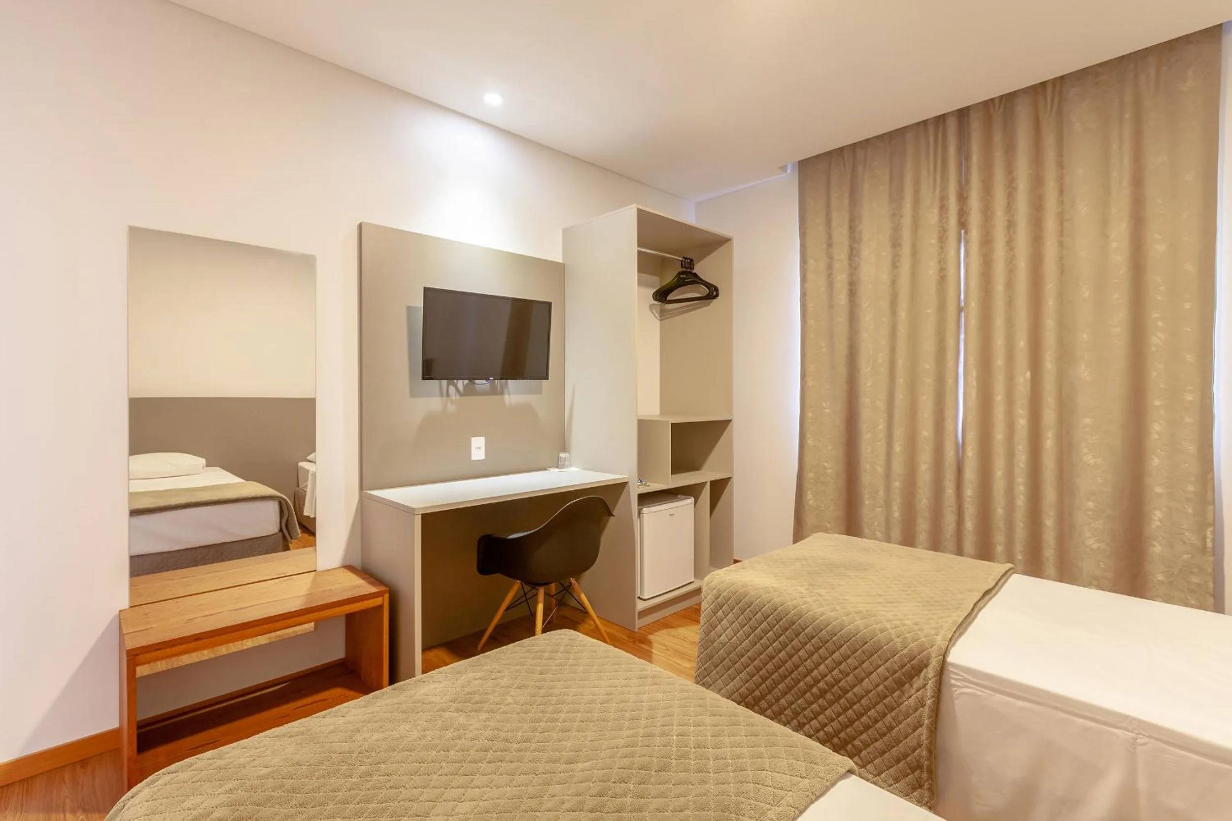 TV and multimedia, Bed in Tri Hotel São João Batista