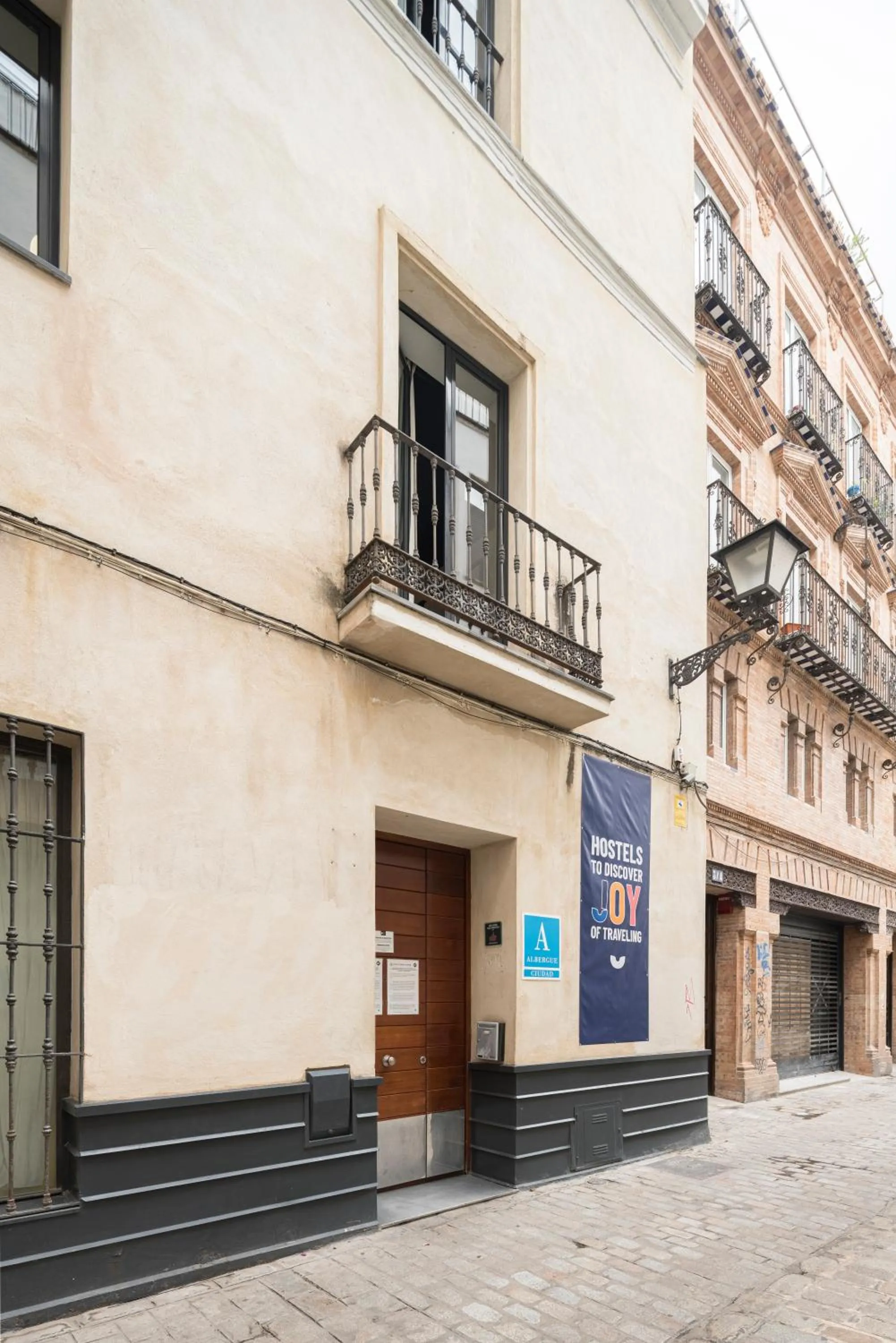 Property building in JOY Setas Coworking