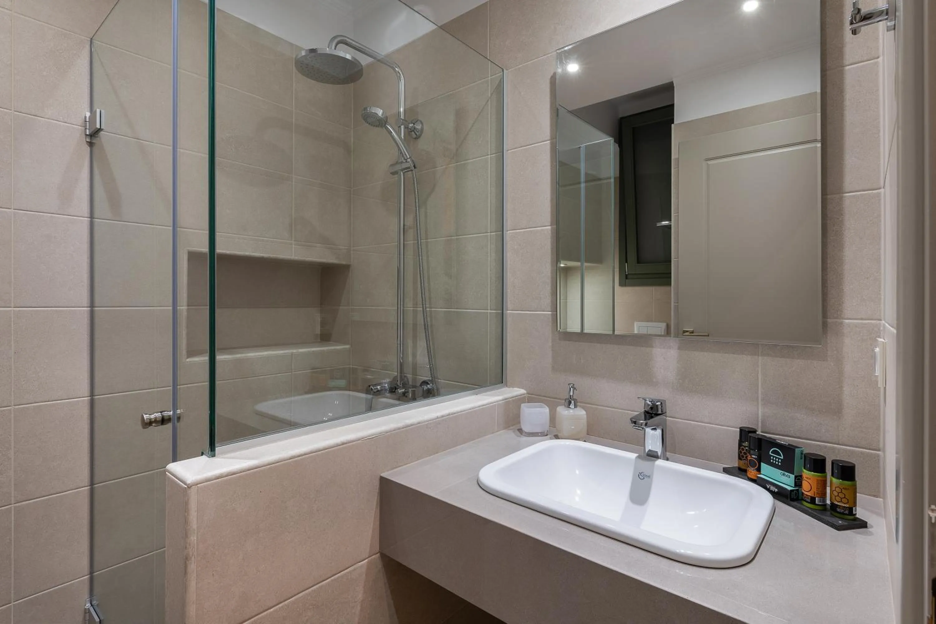 Bathroom in Viaggio Elegant Rooms