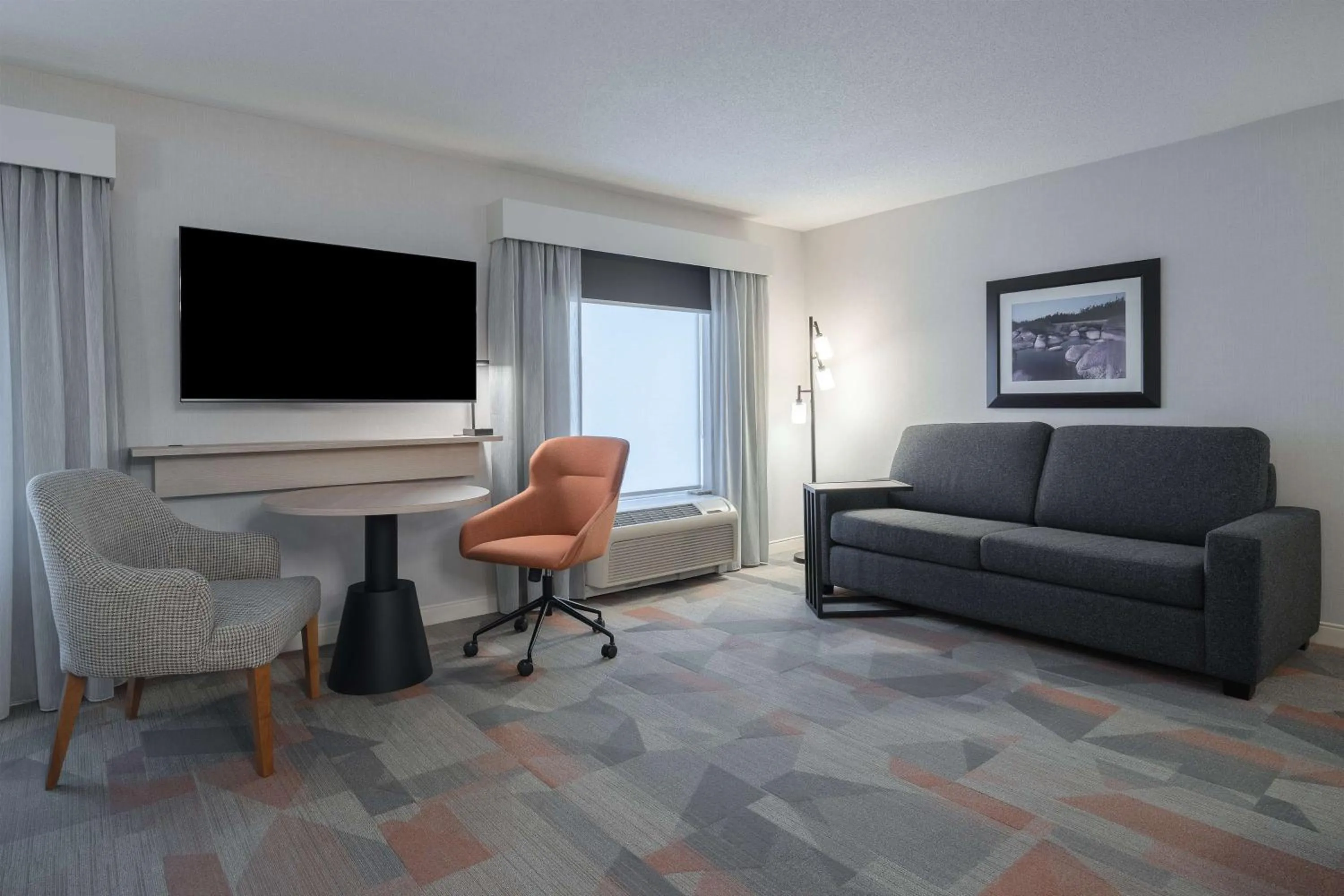 Living room in Hampton Inn & Suites by Hilton Moncton