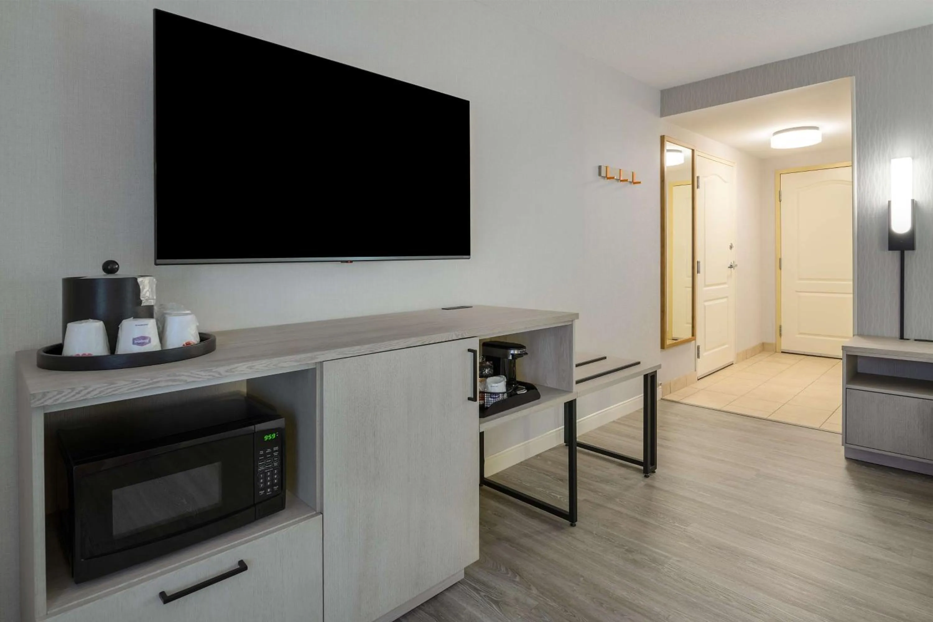 Living room in Hampton Inn & Suites by Hilton Moncton