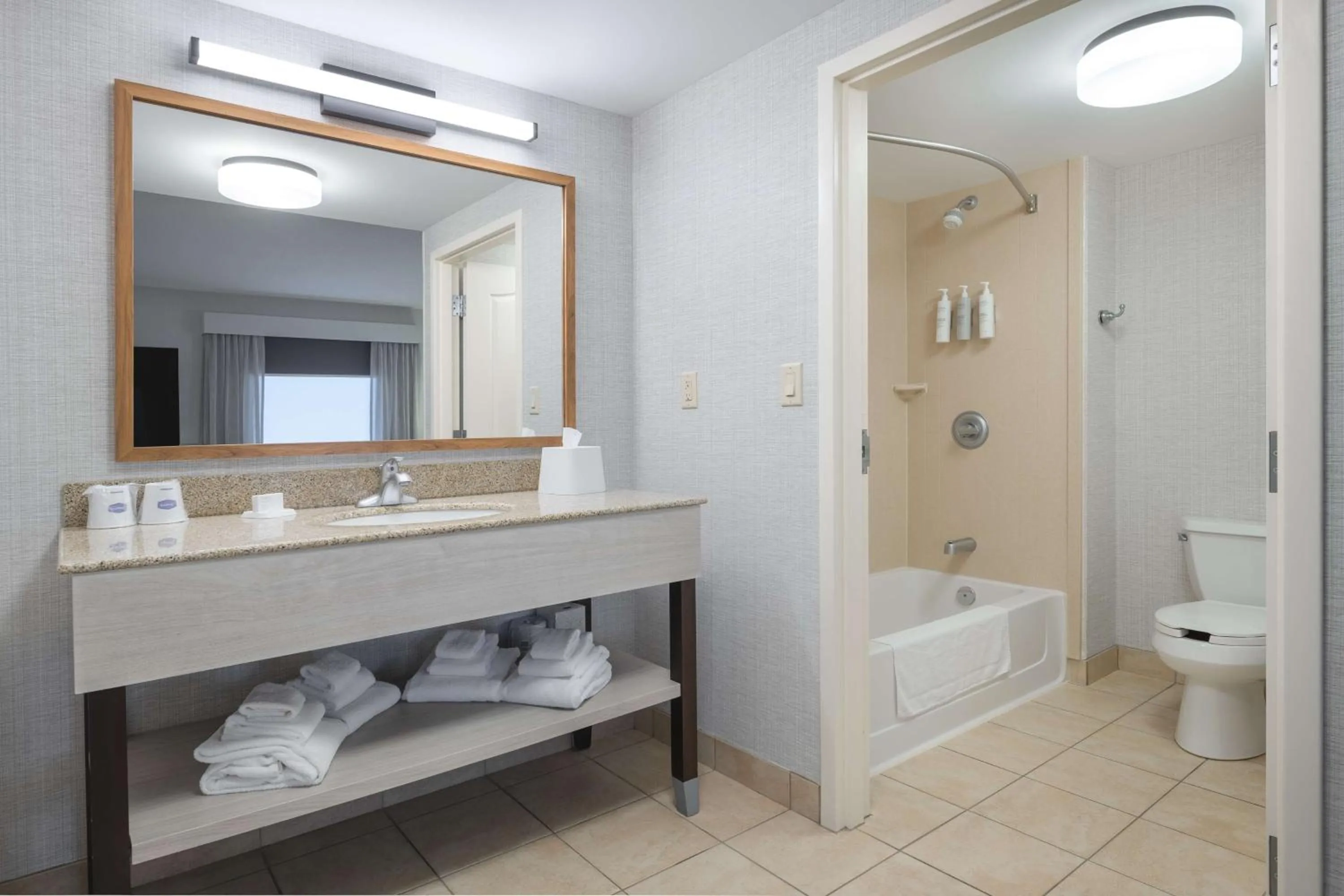 Bathroom in Hampton Inn & Suites by Hilton Moncton