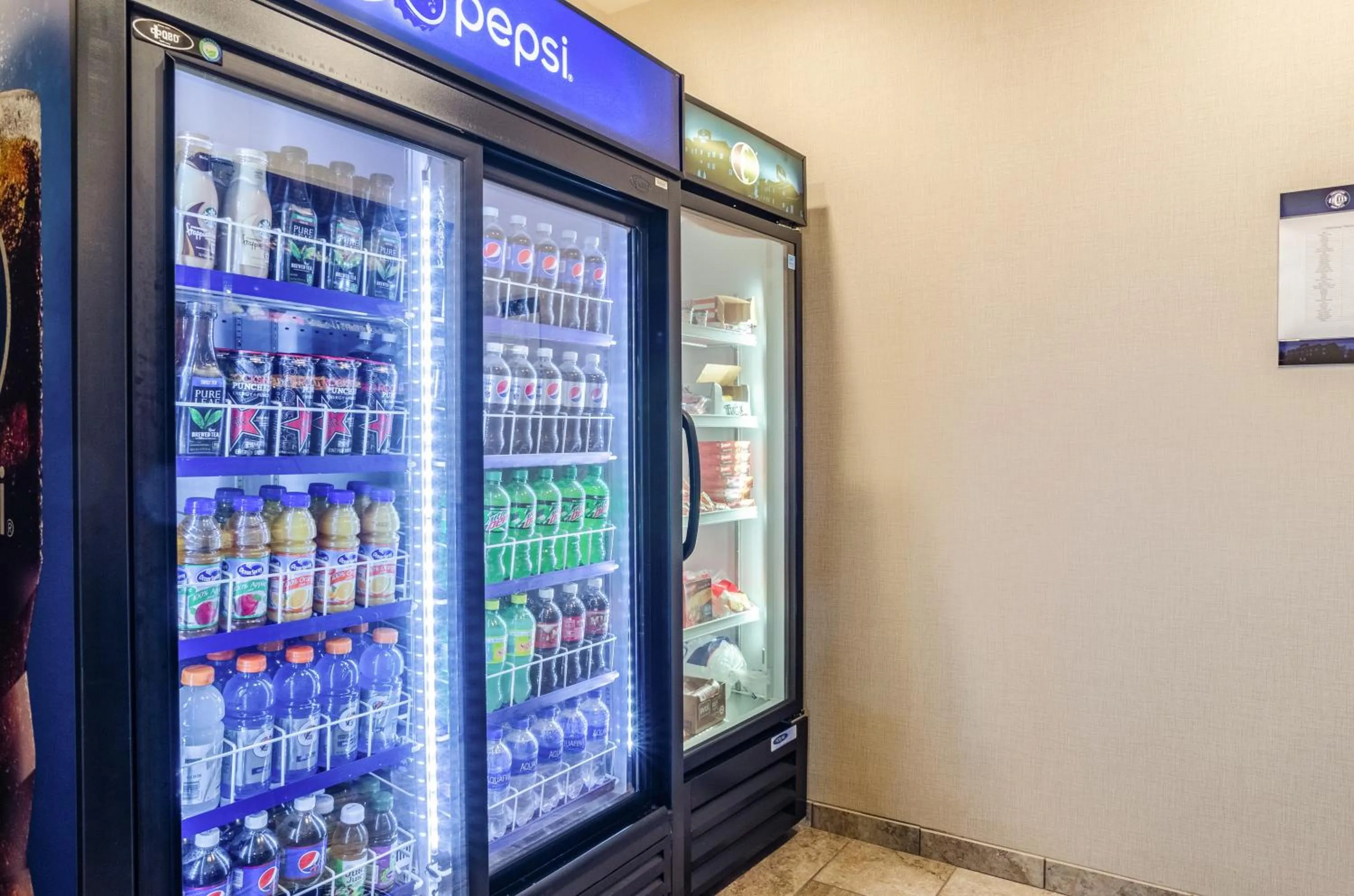 On-site shops in Cobblestone Hotel & Suites - Gering/Scottsbluff