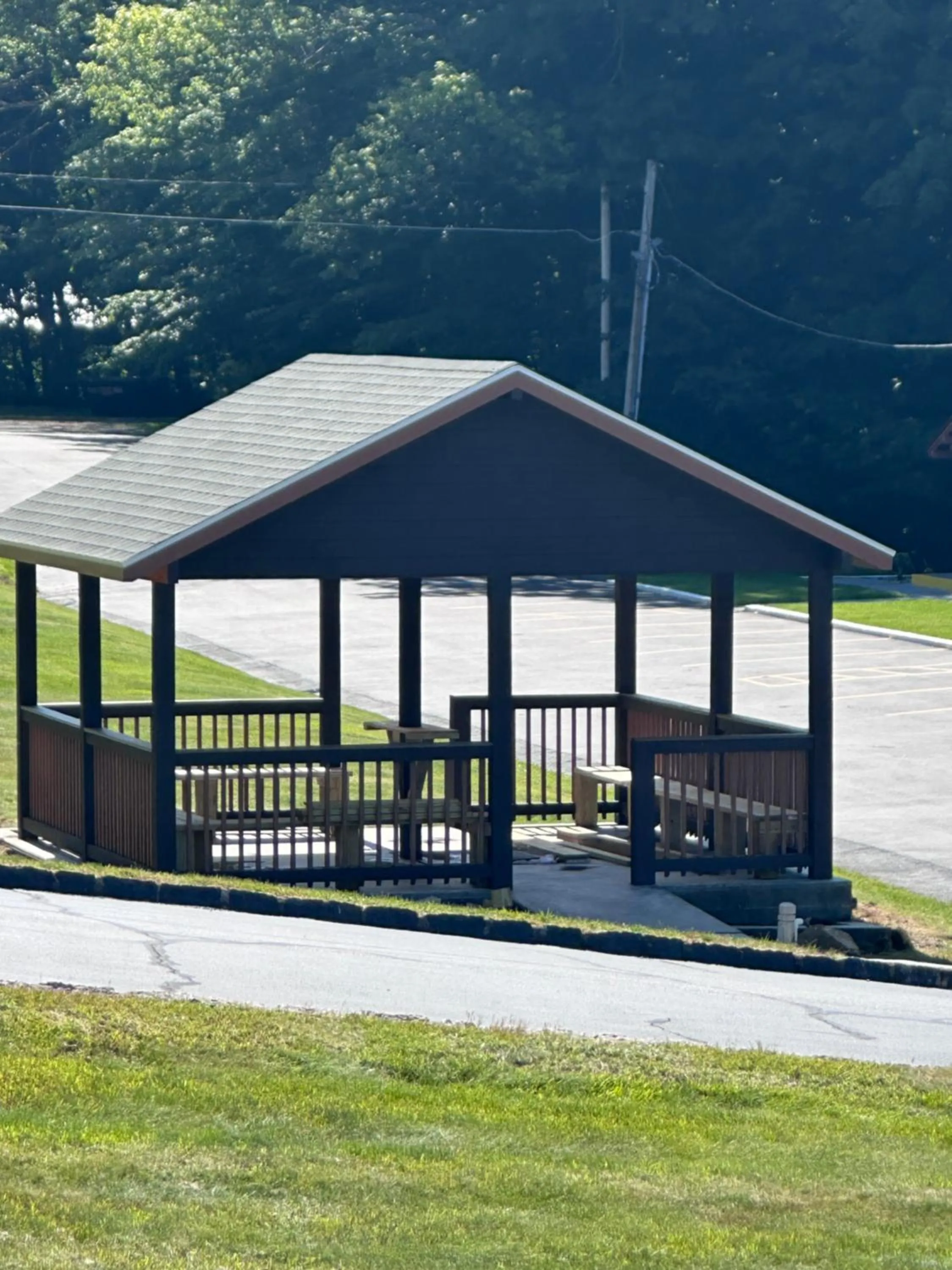 Property building in Swiss Chalets Village Inn