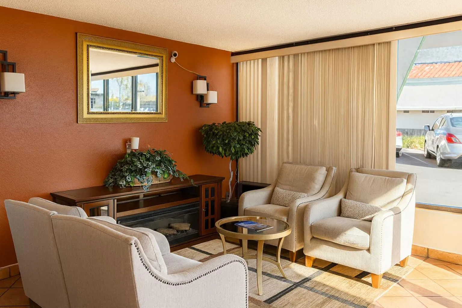 Seating area in Granada Inn