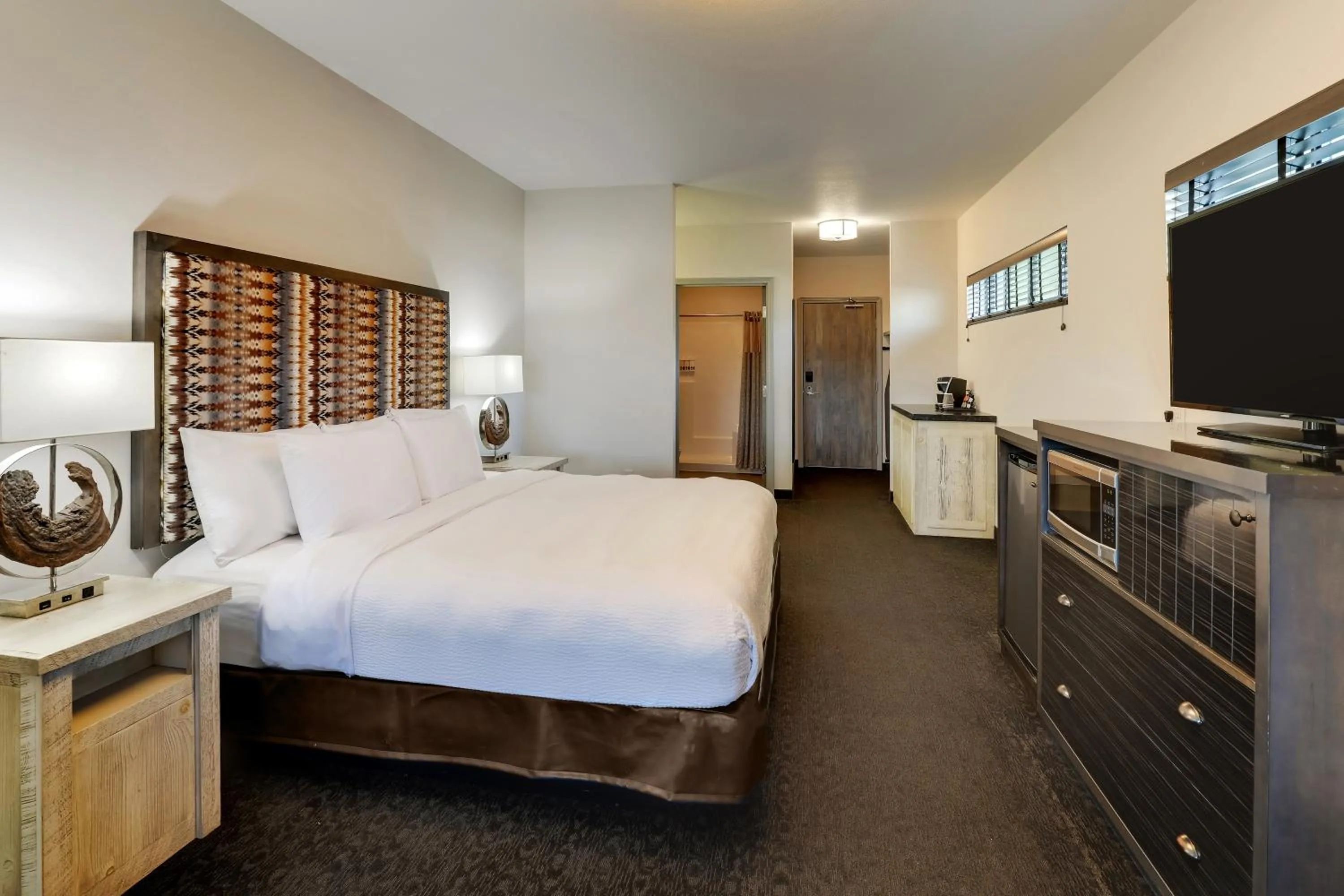 Bed in Stoney Creek Hotel Tulsa - Broken Arrow
