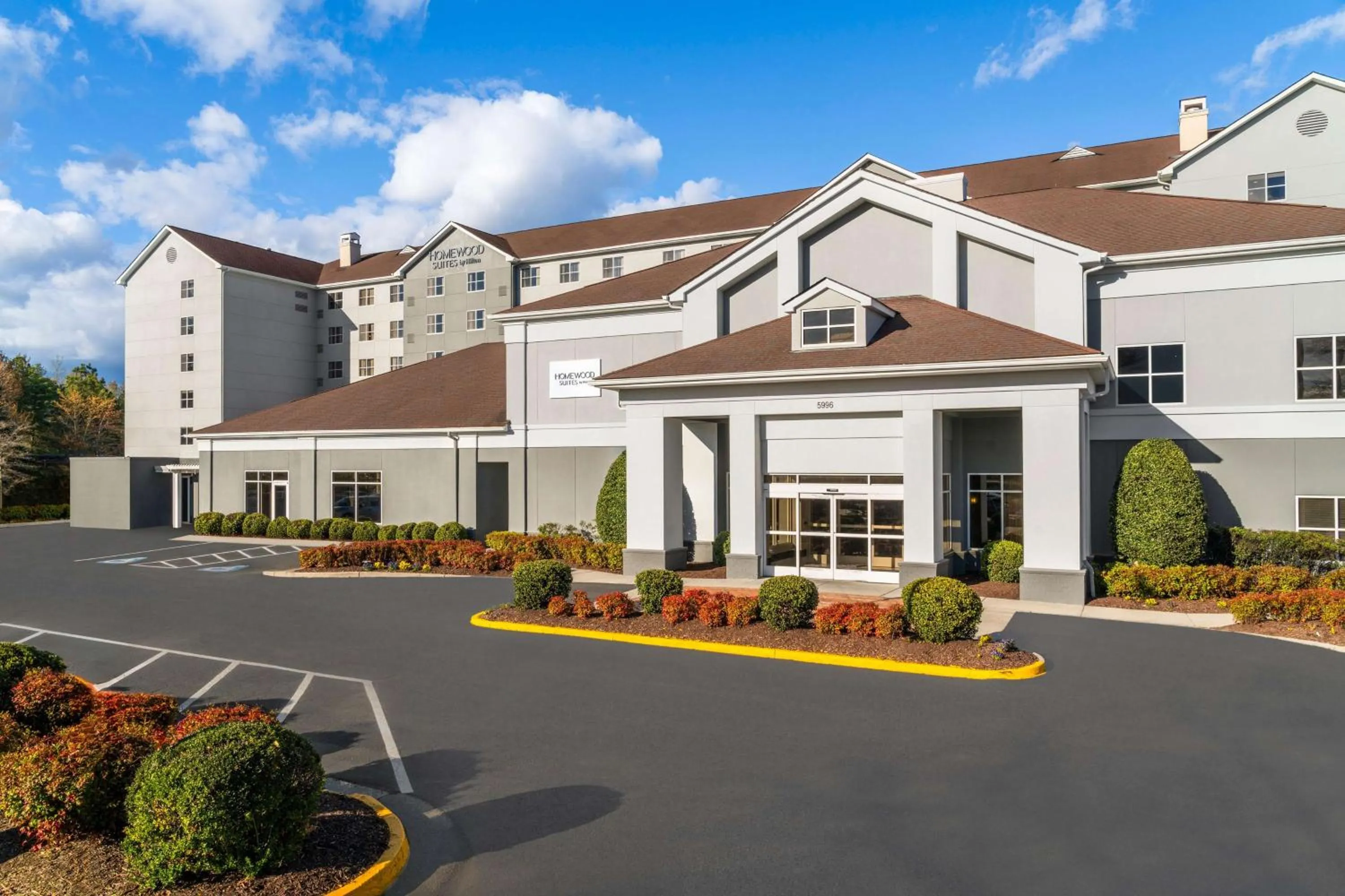 Property building in Homewood Suites by Hilton Richmond - Airport