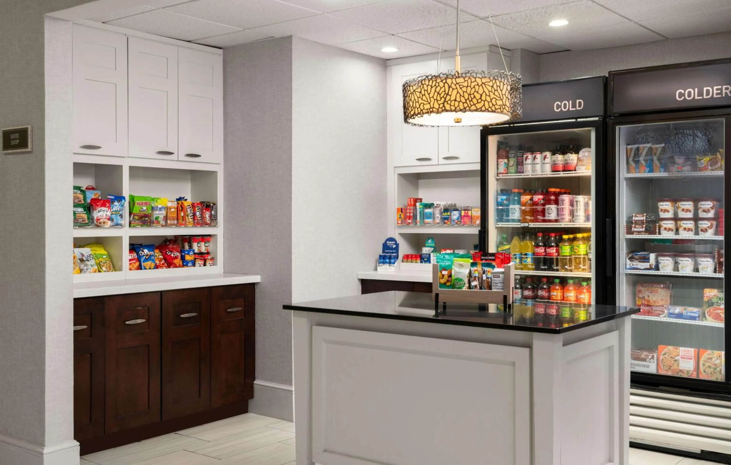 Restaurant/places to eat in Homewood Suites by Hilton Richmond - Airport