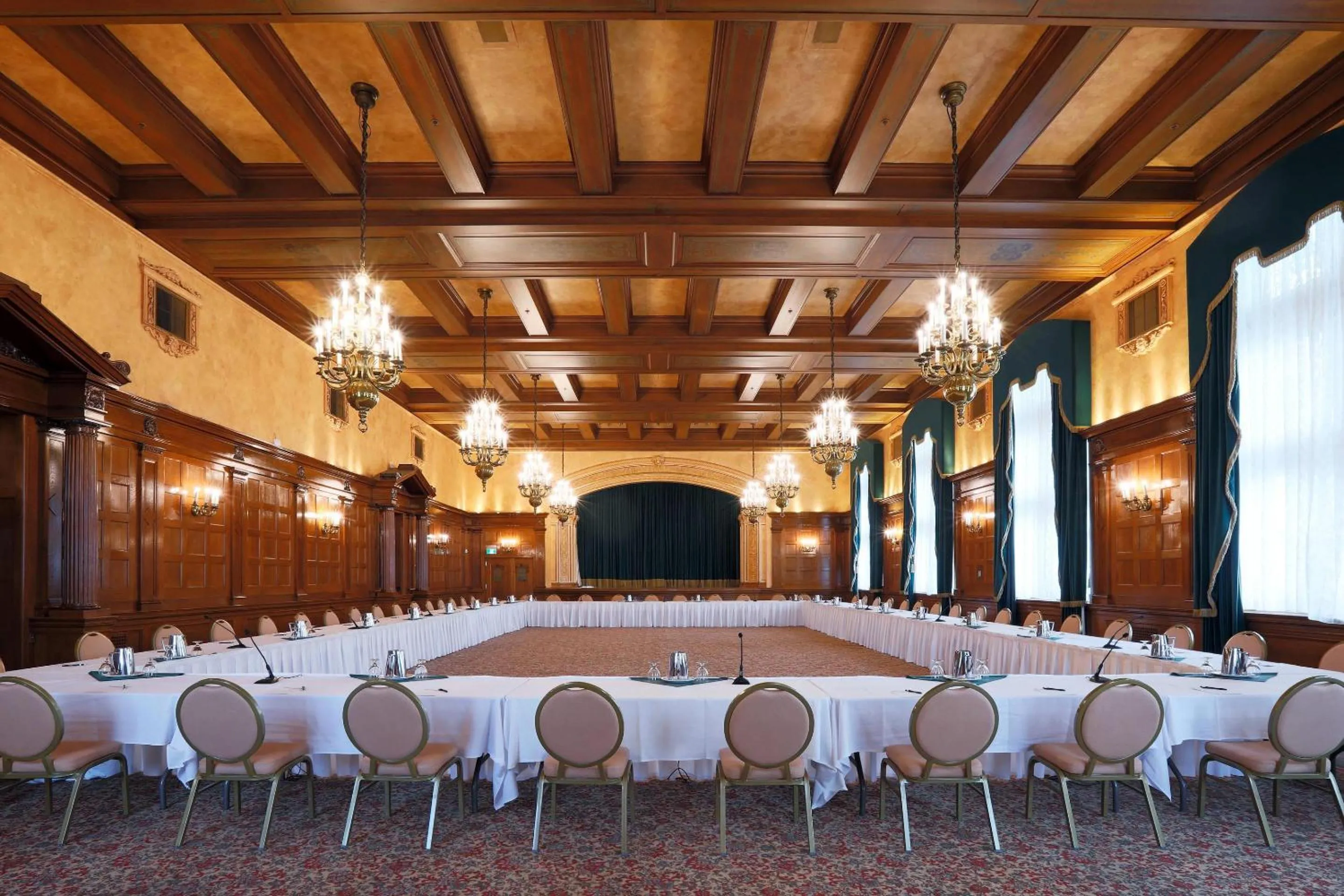 The Fort Garry Hotel, Spa and Conference Centre, an Ascend Collection Hotel
