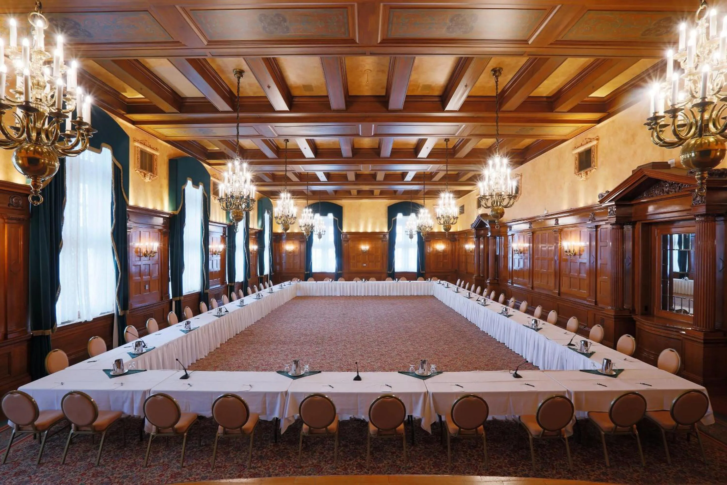 The Fort Garry Hotel, Spa and Conference Centre, an Ascend Collection Hotel