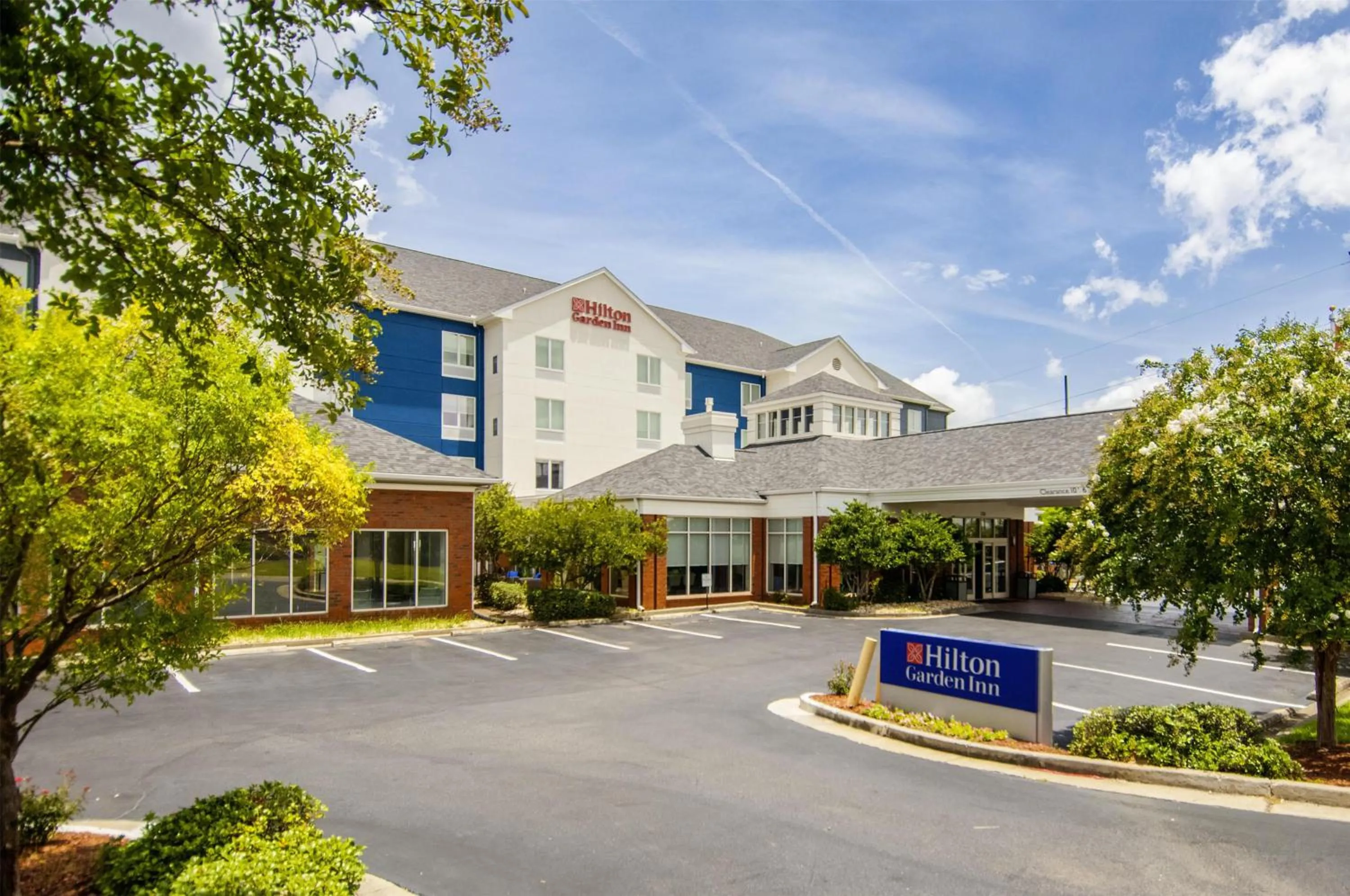 Property building in Hilton Garden Inn Hattiesburg