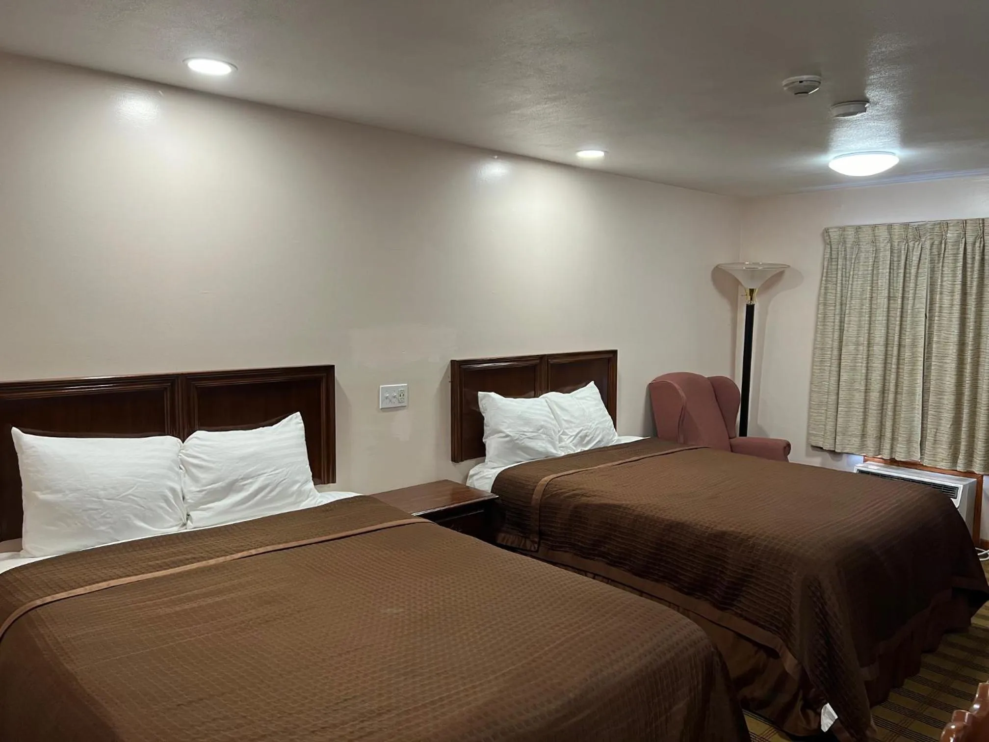 Bed in Atlantic Motel