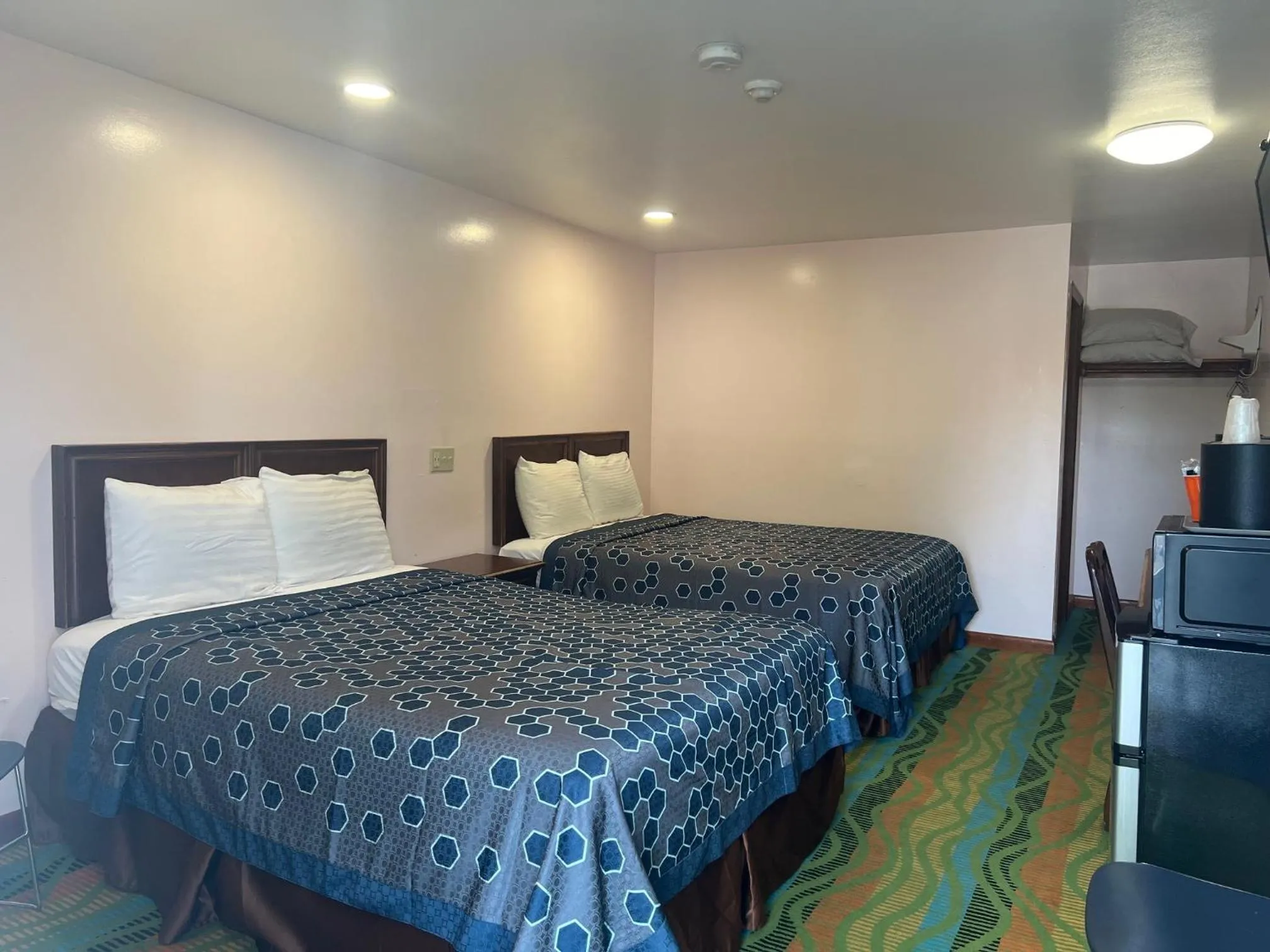 Bed in Atlantic Motel