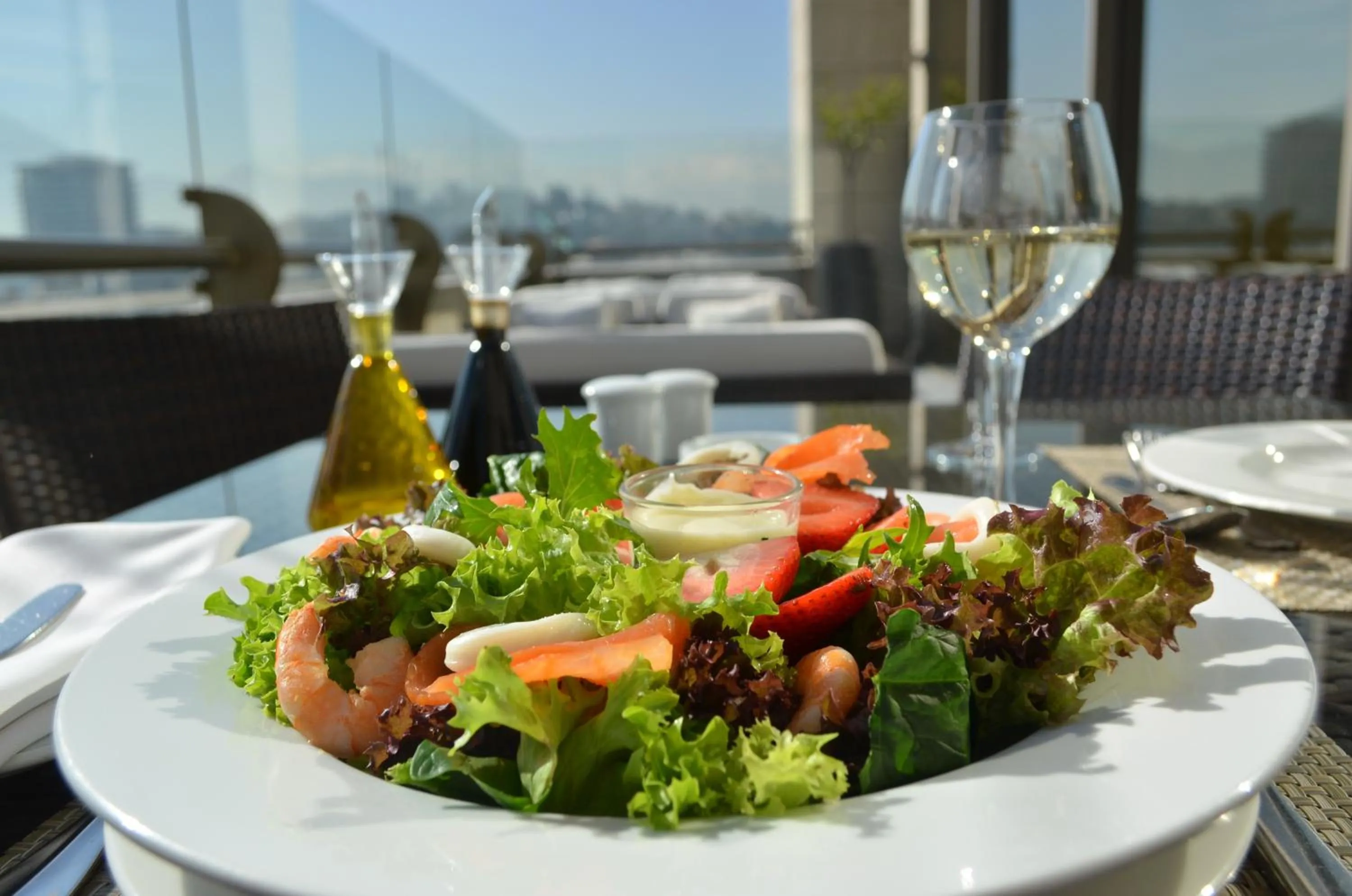 Food and drinks in Plaza El Bosque Ebro