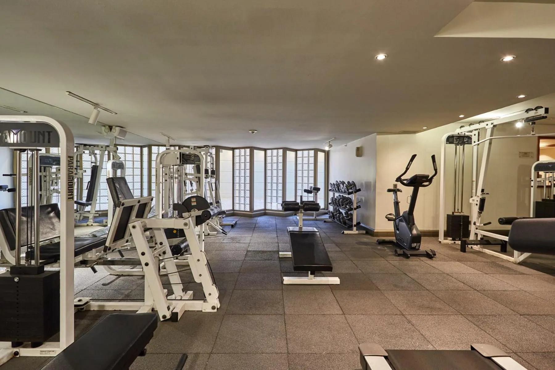 Fitness centre/facilities in Plaza El Bosque Ebro