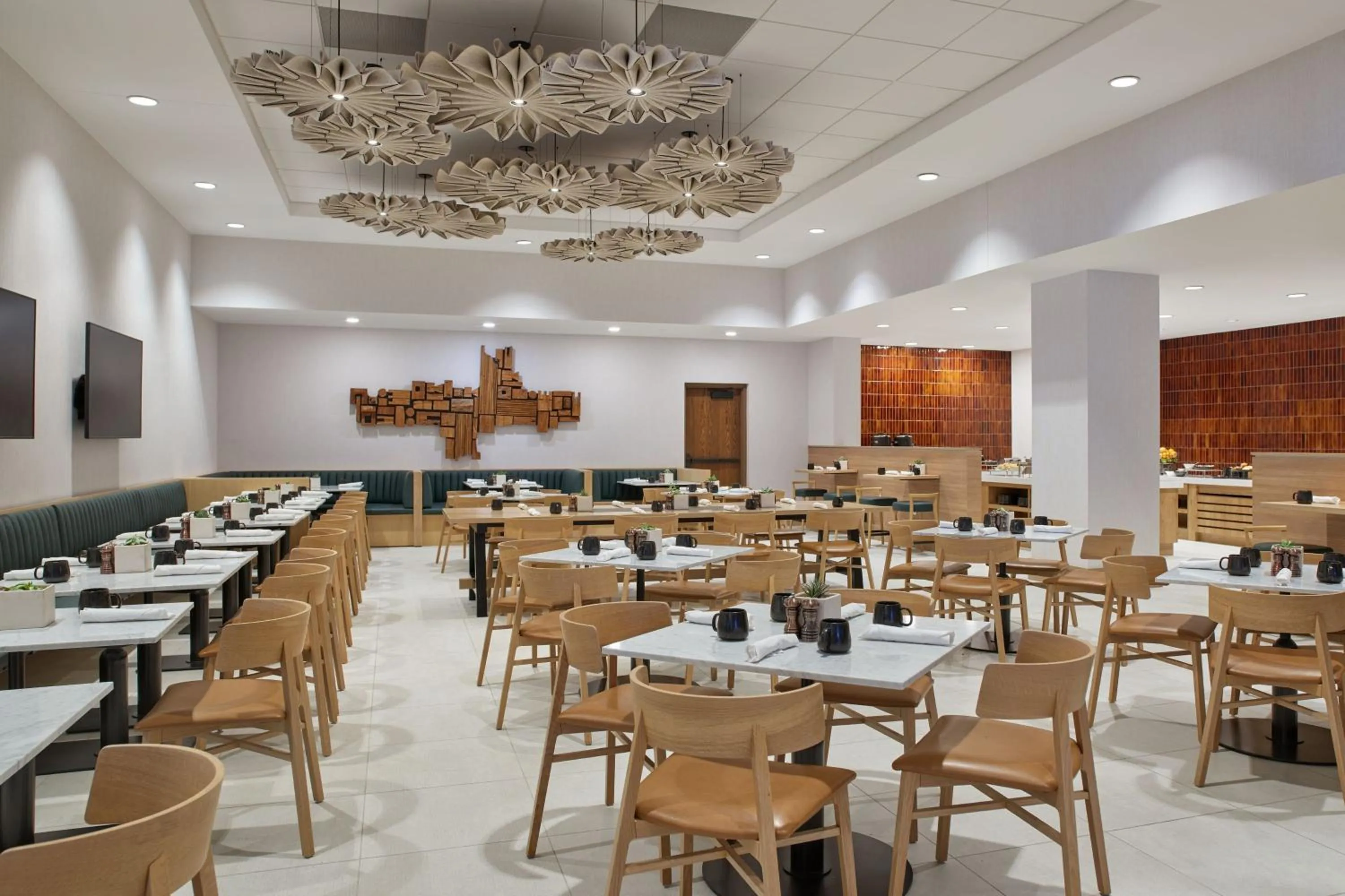 Restaurant/places to eat in Sheraton Denver Downtown Hotel